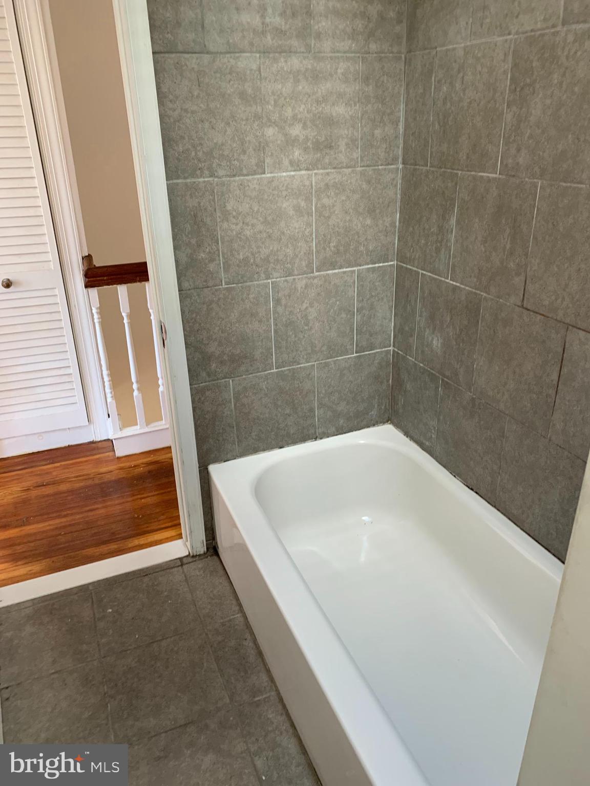 NICETOWN-TIOGA - Residential Lease