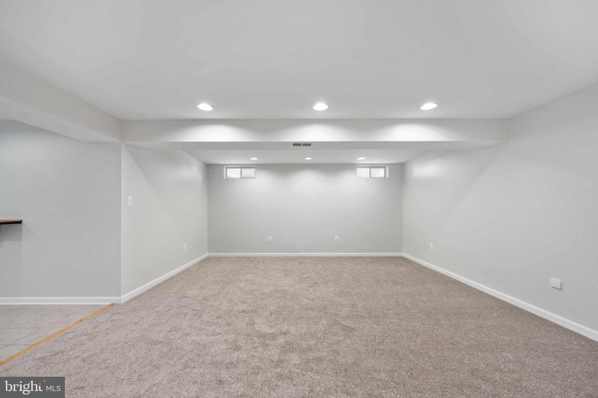 SHEFFIELD MANOR - Residential