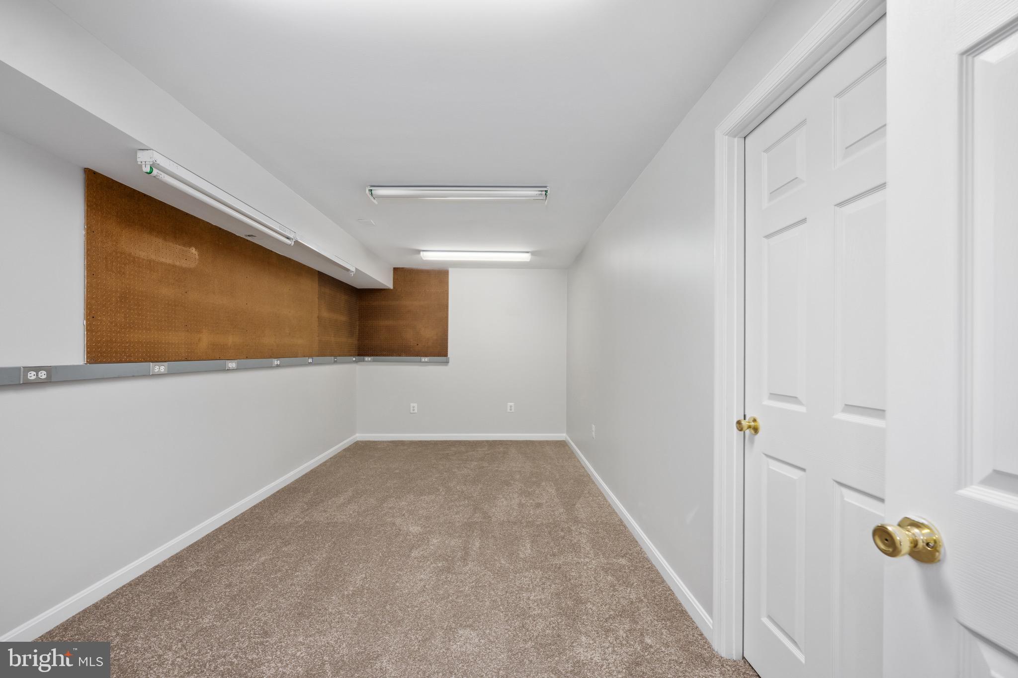 SHEFFIELD MANOR - Residential