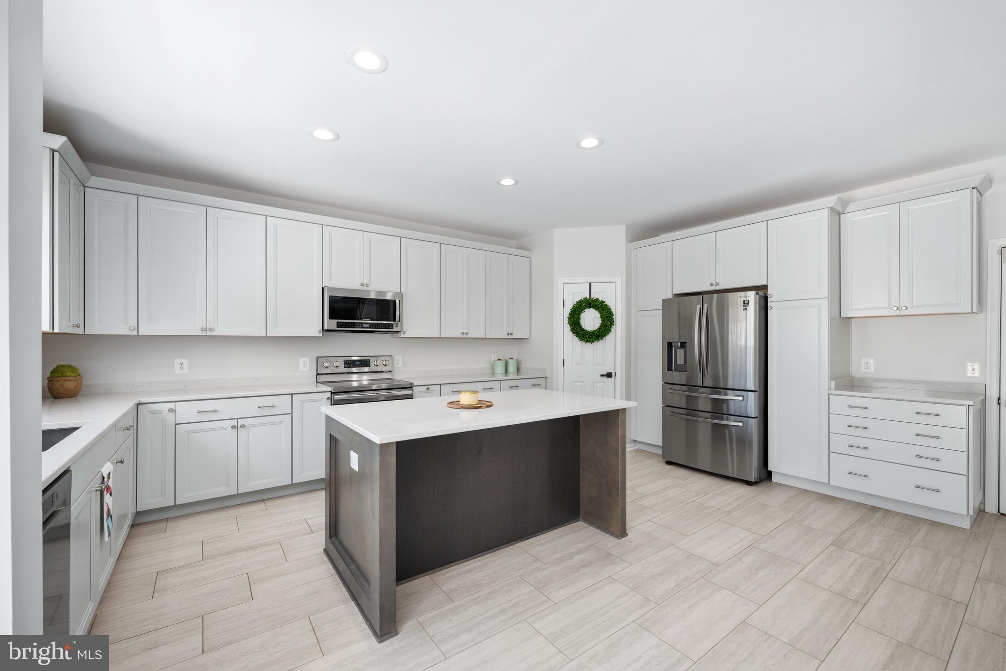 SHEFFIELD MANOR - Residential