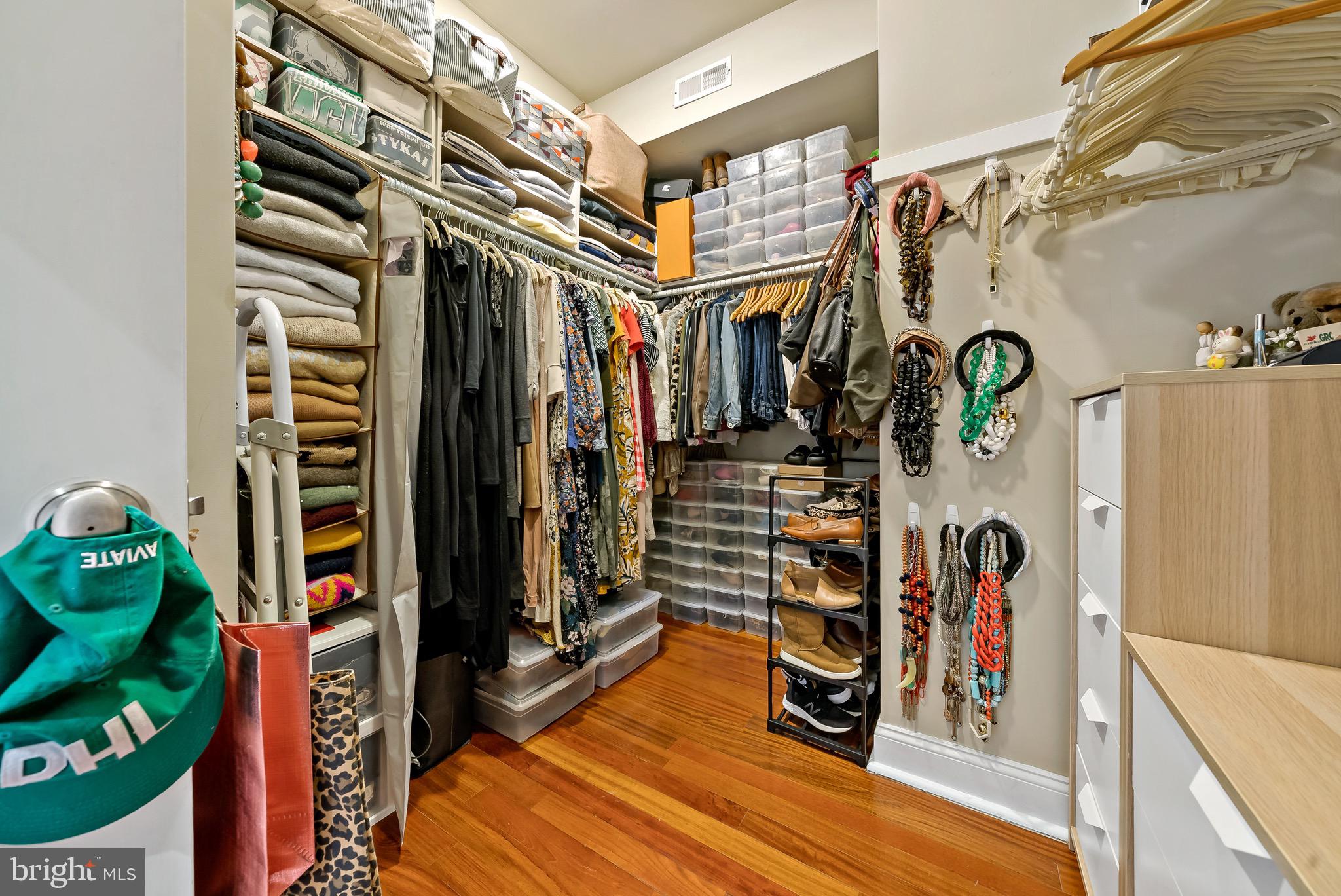 GRADUATE HOSPITAL - Residential