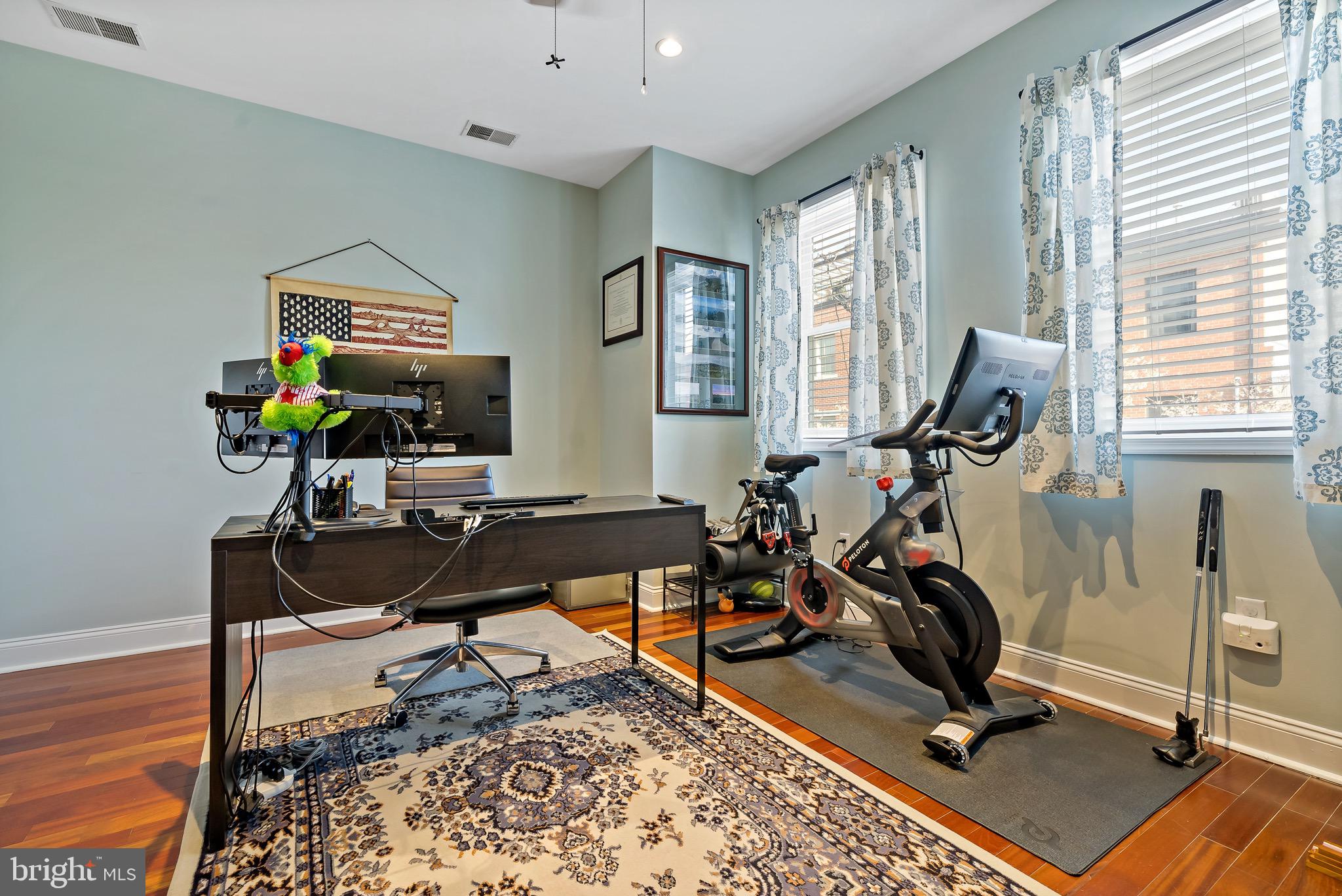 GRADUATE HOSPITAL - Residential