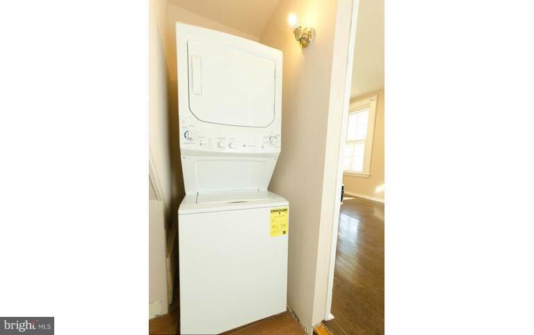 MOUNT WASHINGTON - Residential Lease