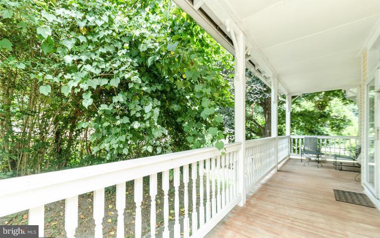 MOUNT WASHINGTON - Residential Lease