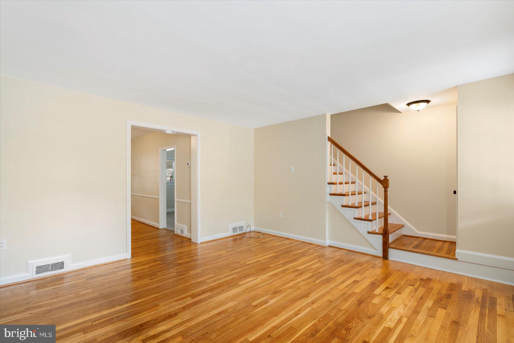 IDLEWOOD - Residential Lease