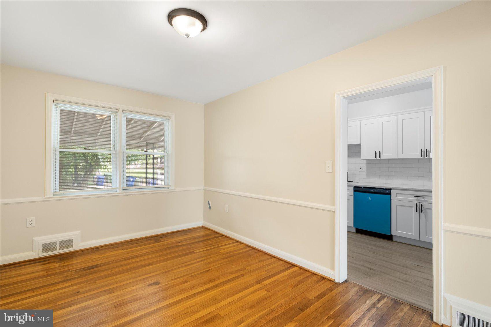 IDLEWOOD - Residential Lease