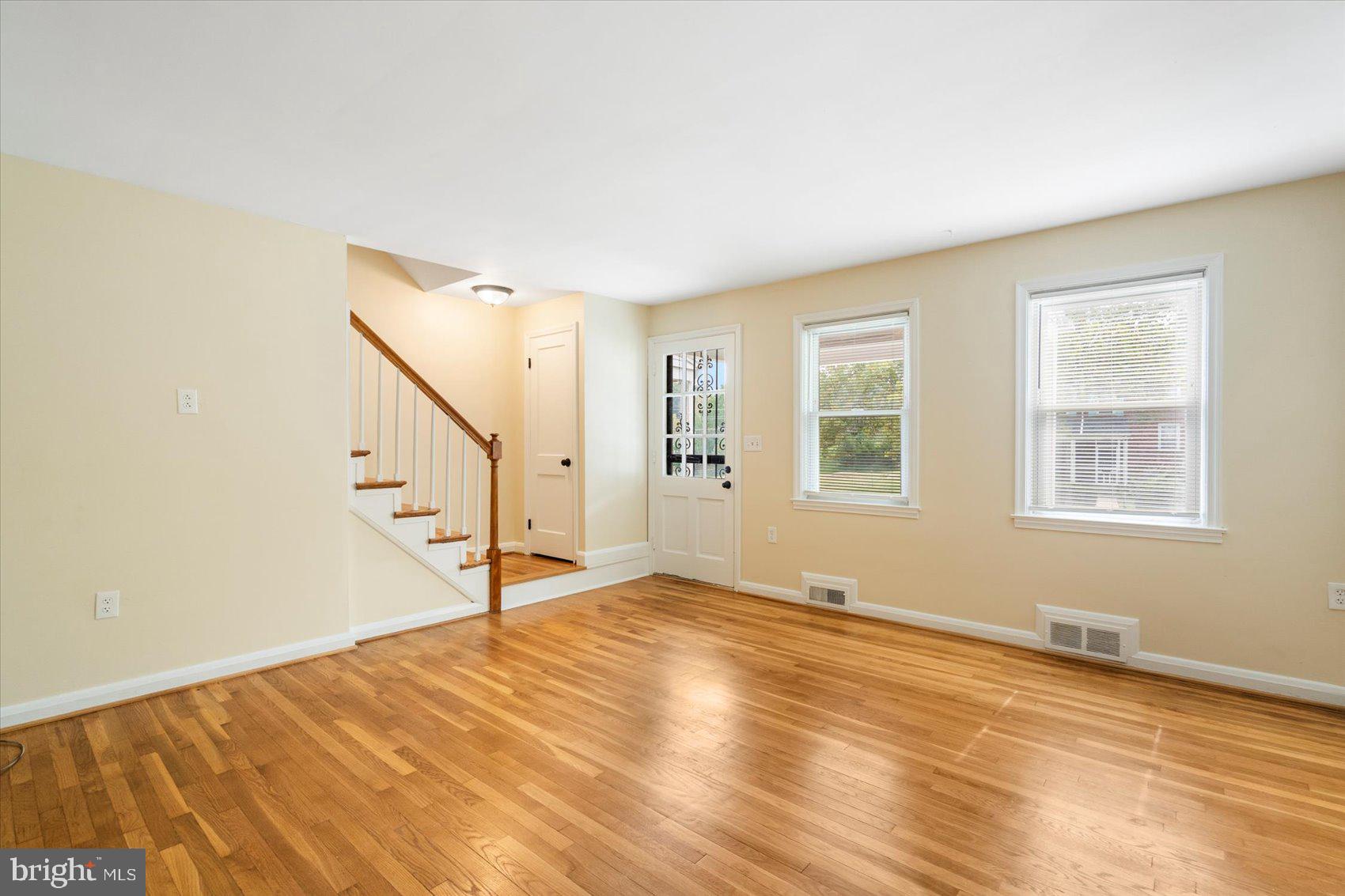 IDLEWOOD - Residential Lease