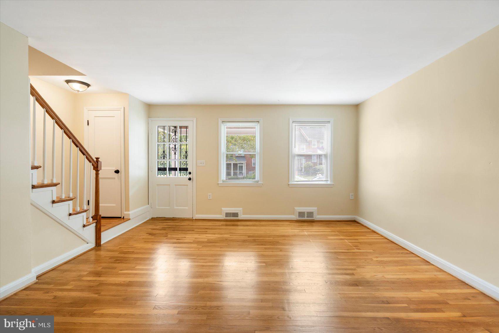 IDLEWOOD - Residential Lease