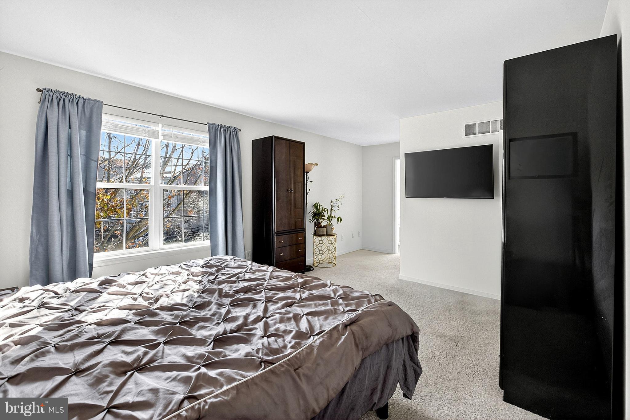 HIGHLANDS AT MILLVIEW - Residential