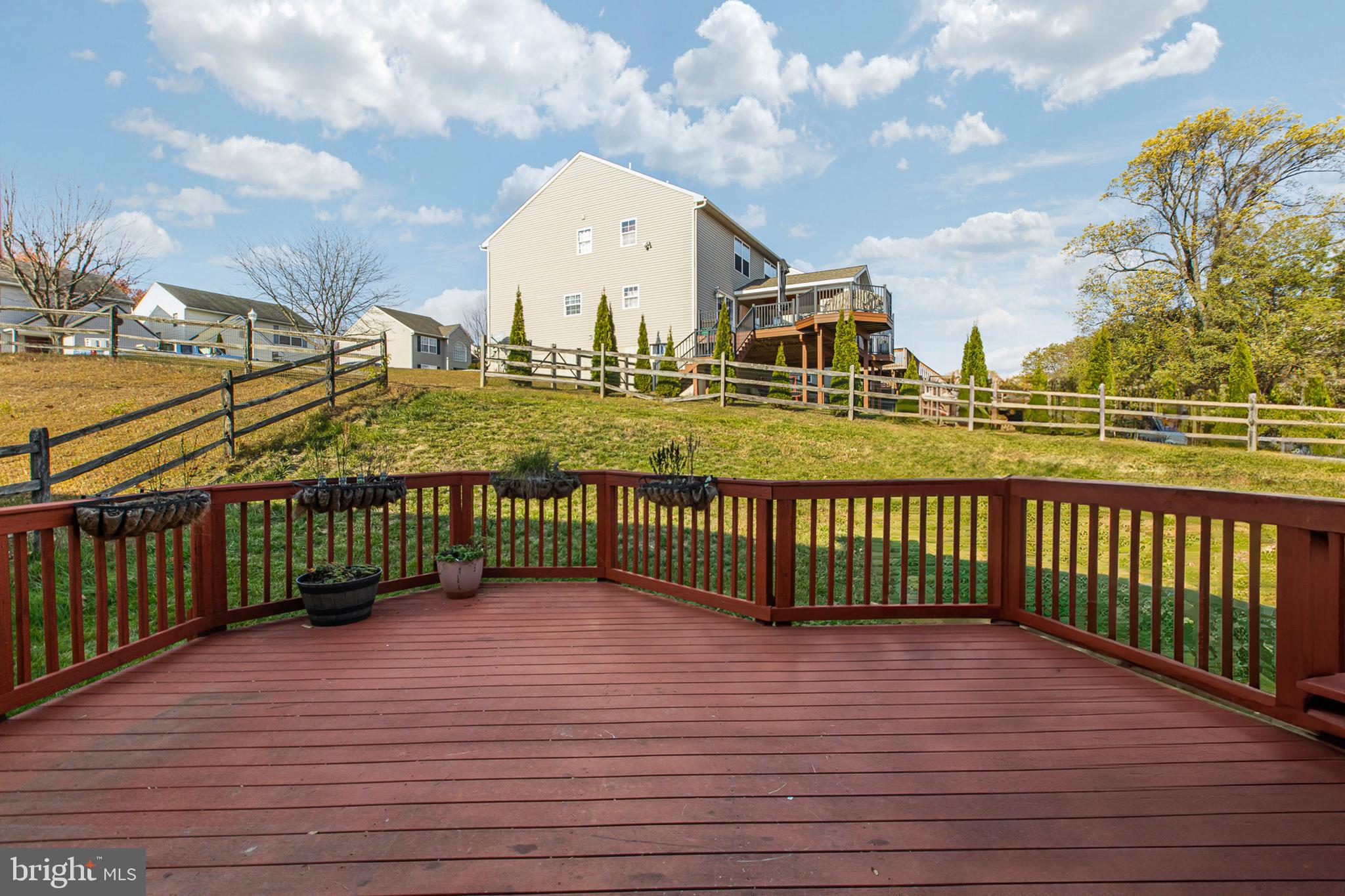 HIGHLANDS AT MILLVIEW - Residential