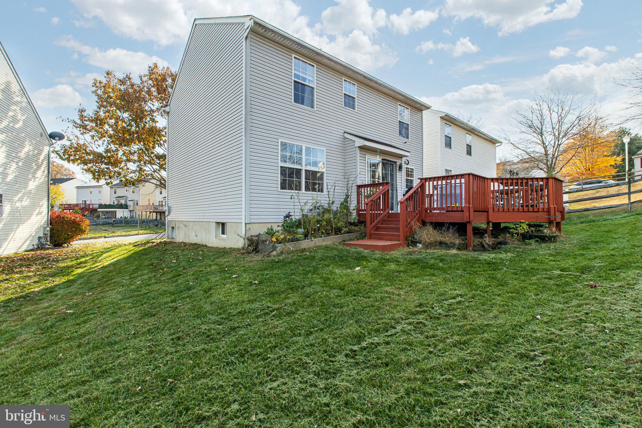 HIGHLANDS AT MILLVIEW - Residential