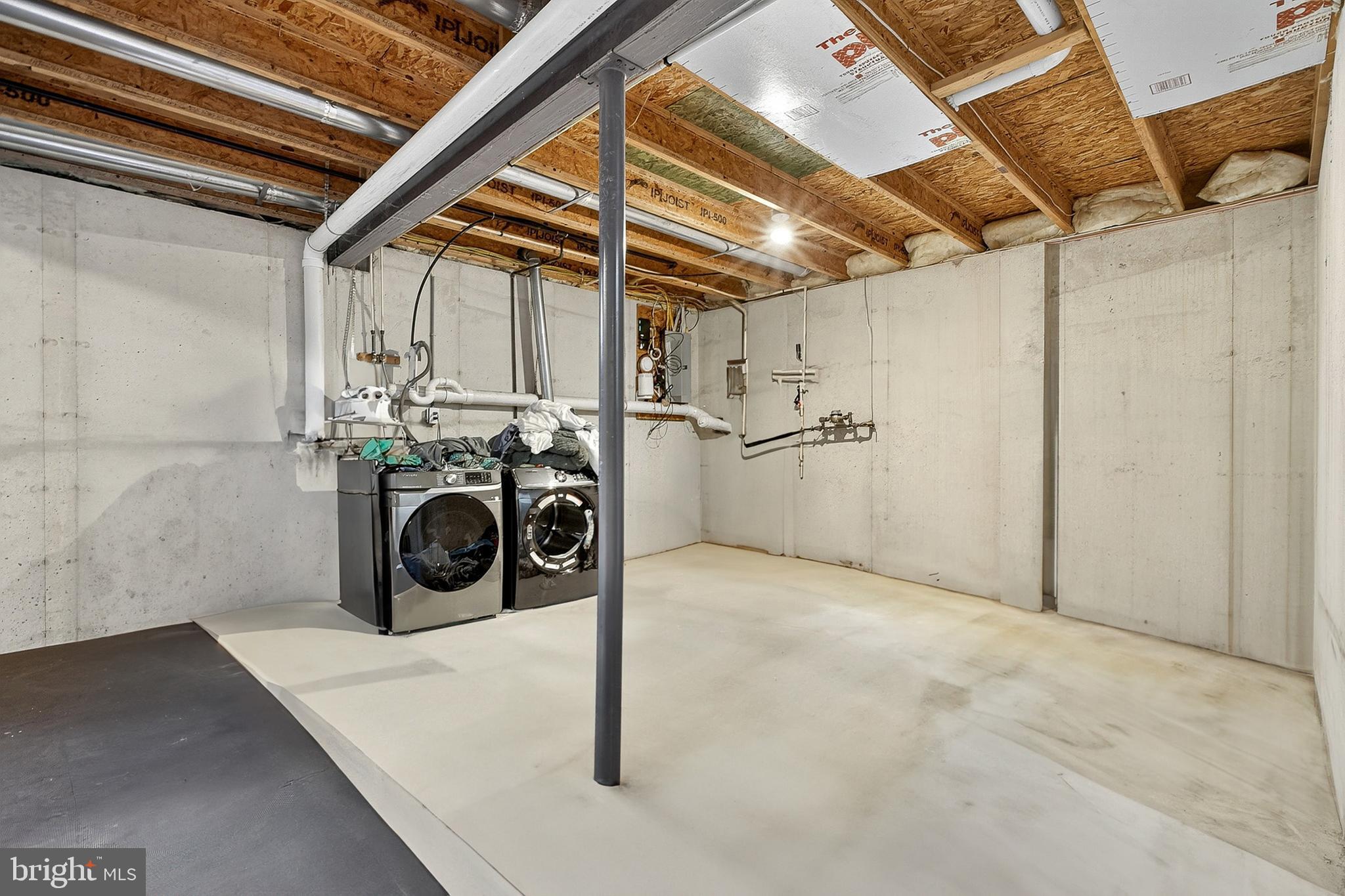 HIGHLANDS AT MILLVIEW - Residential