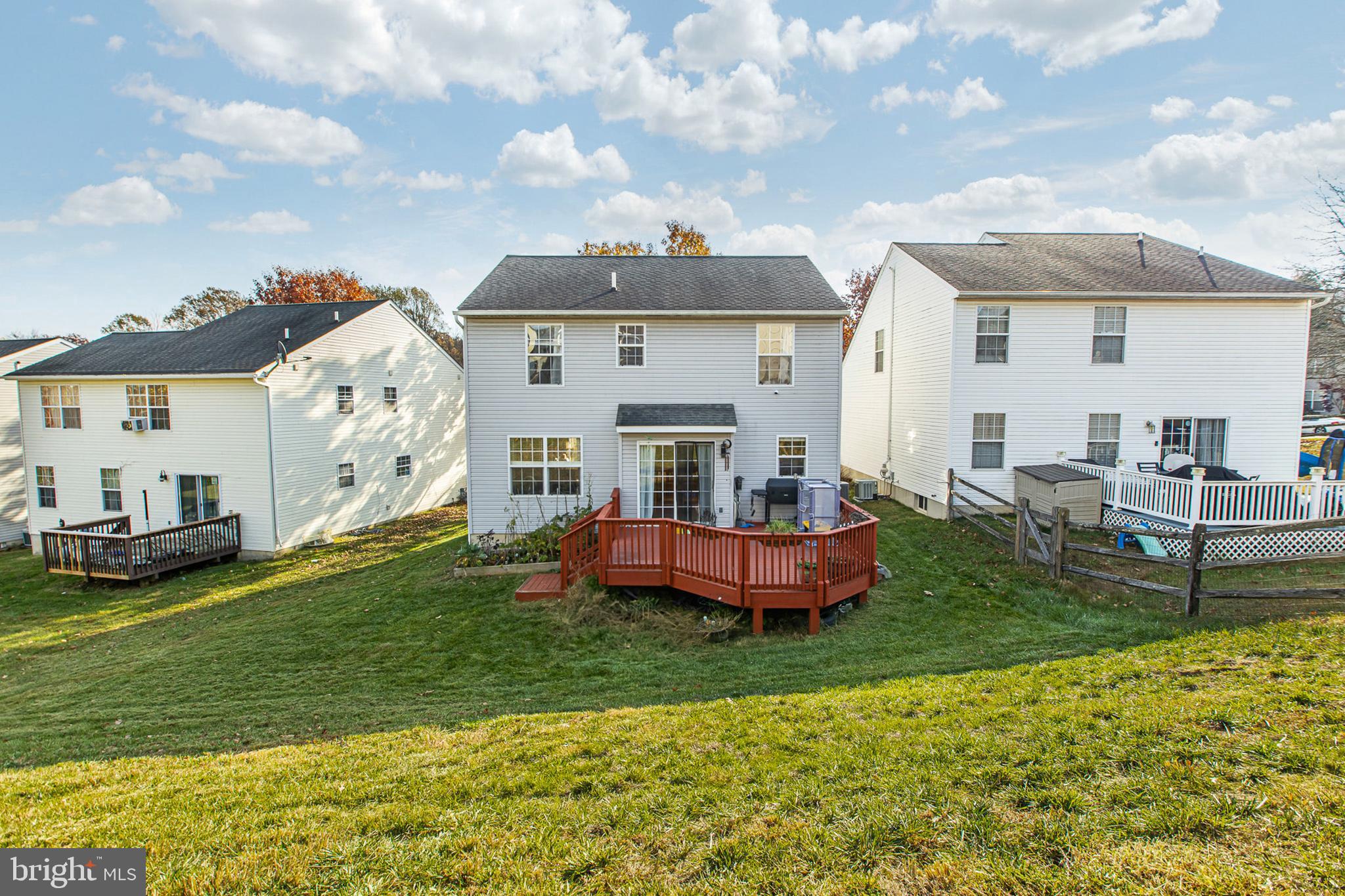 HIGHLANDS AT MILLVIEW - Residential