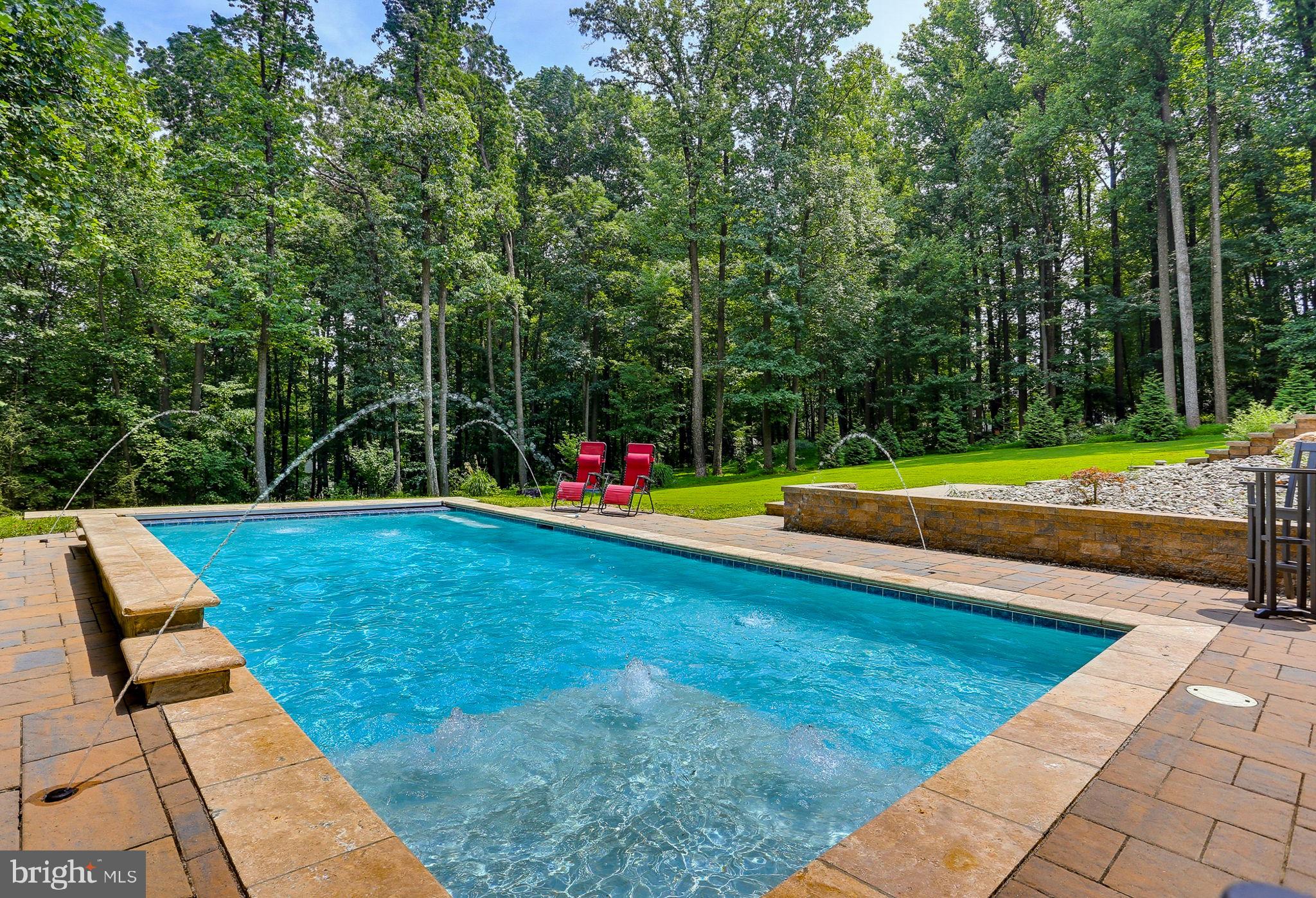 7319 ABBINGTON COURT