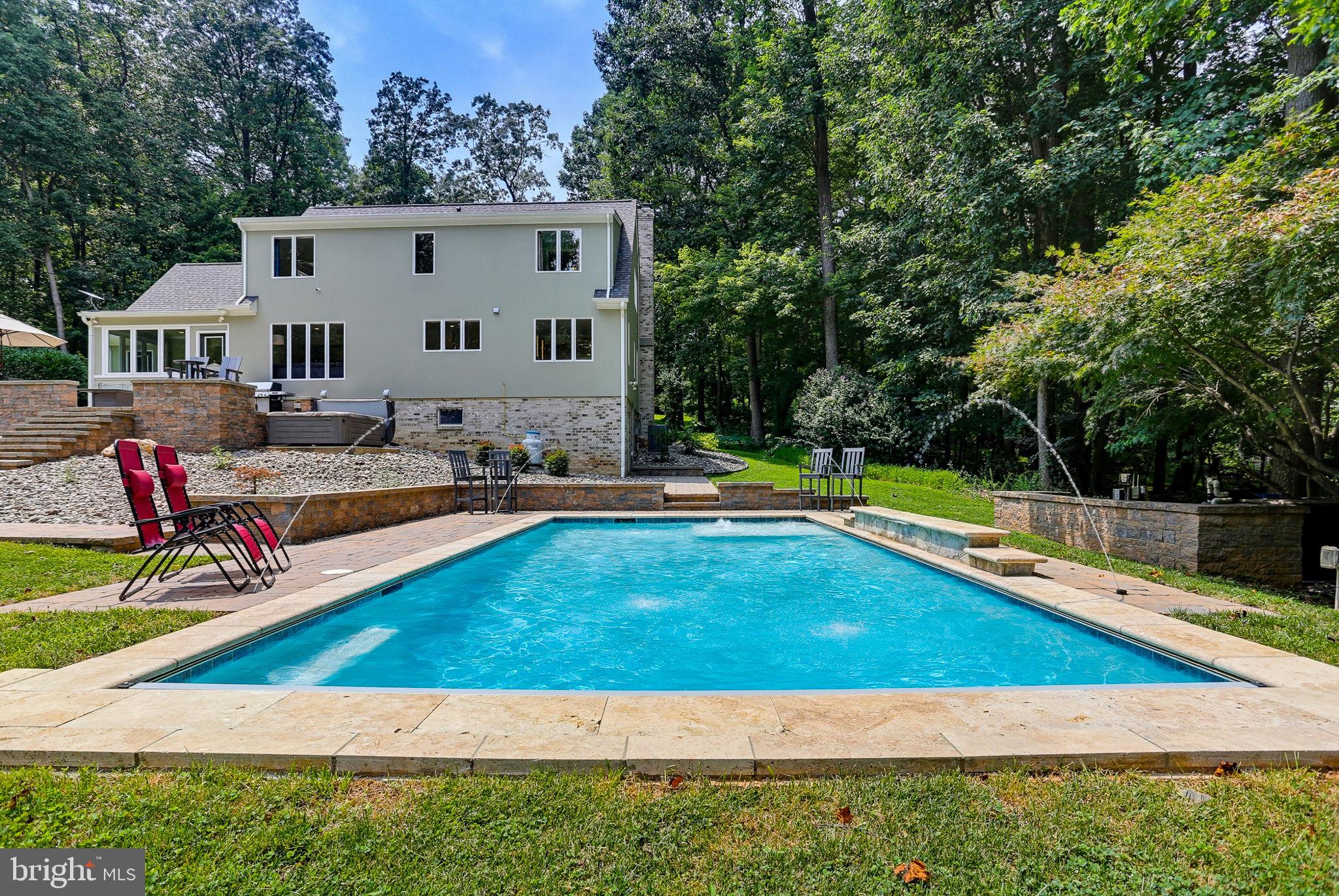 7319 ABBINGTON COURT