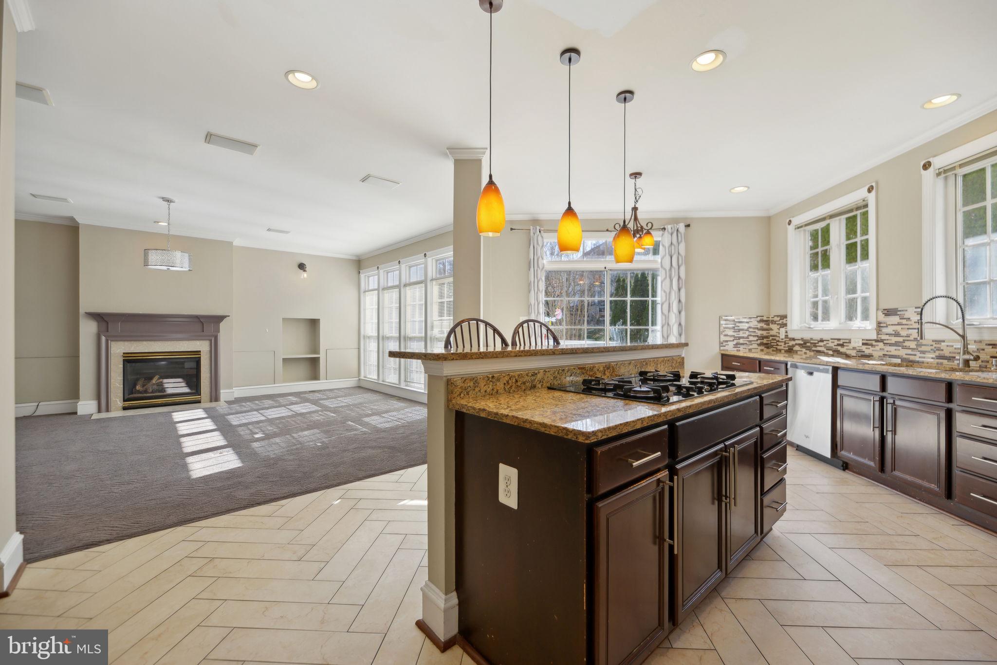 CASCADES - Residential Lease