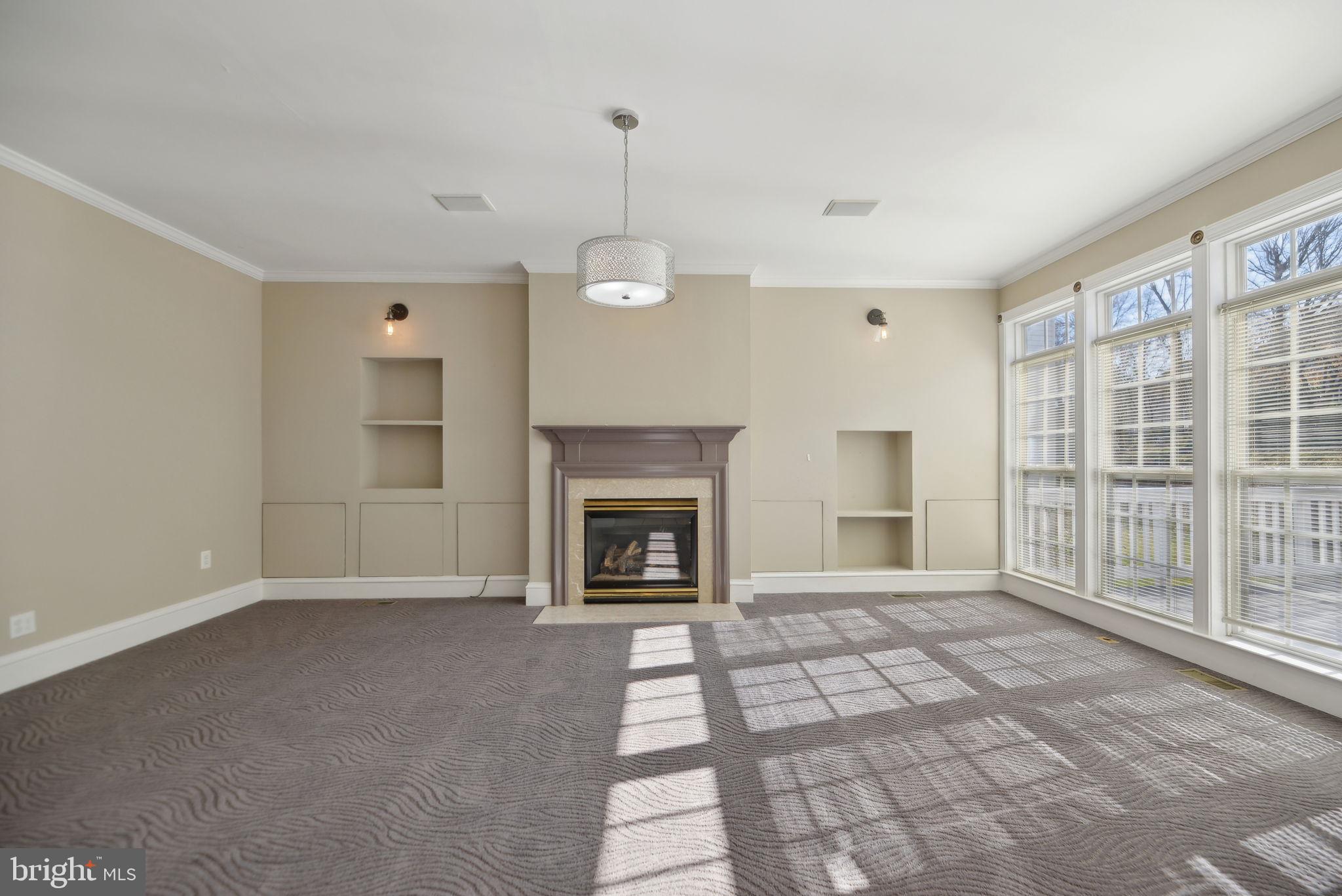 CASCADES - Residential Lease