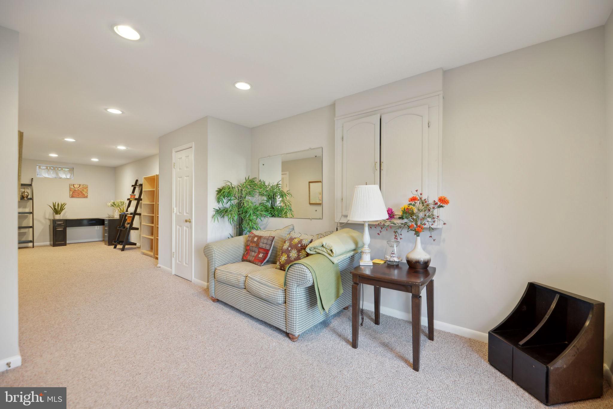 CASCADES - Residential Lease