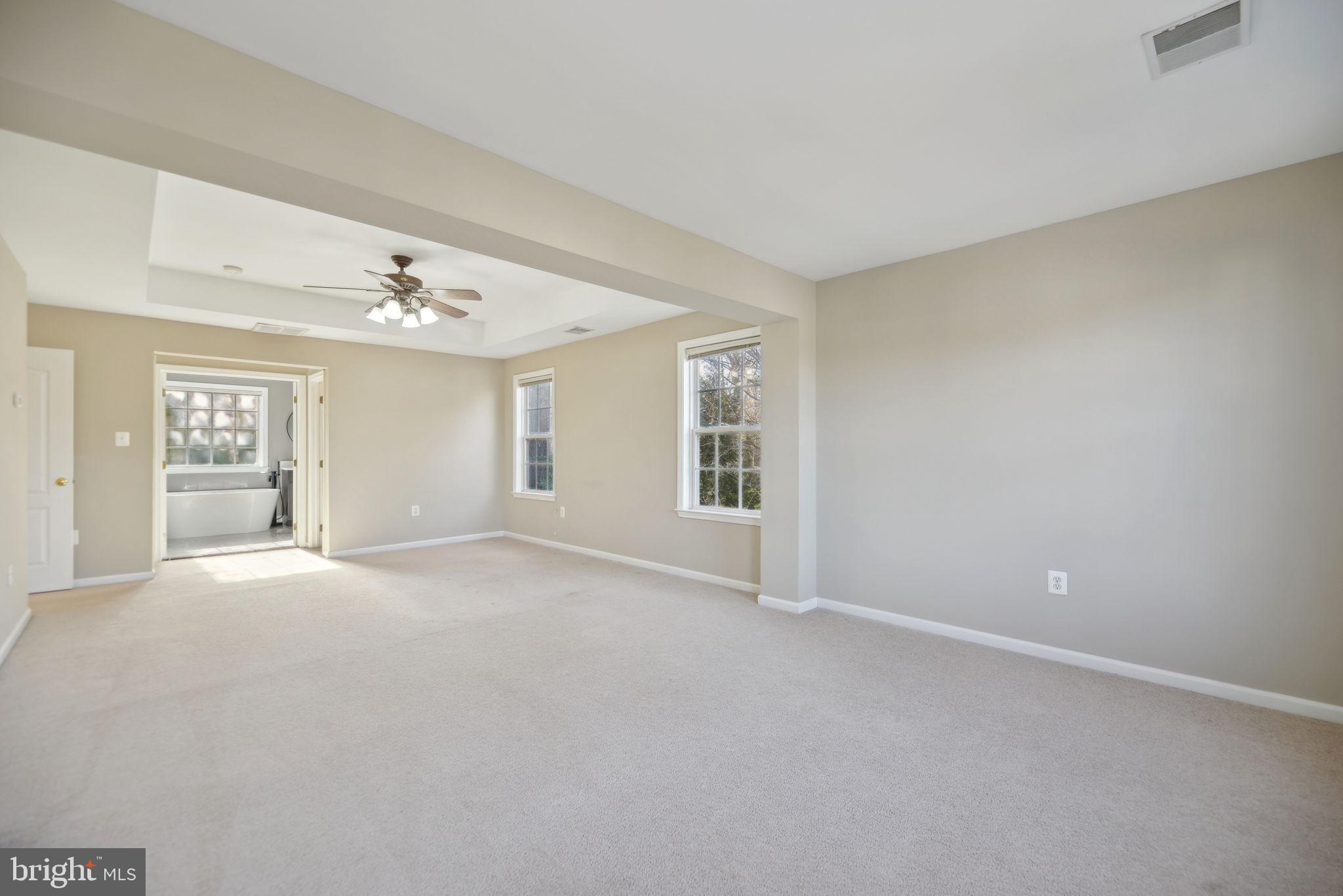 CASCADES - Residential Lease