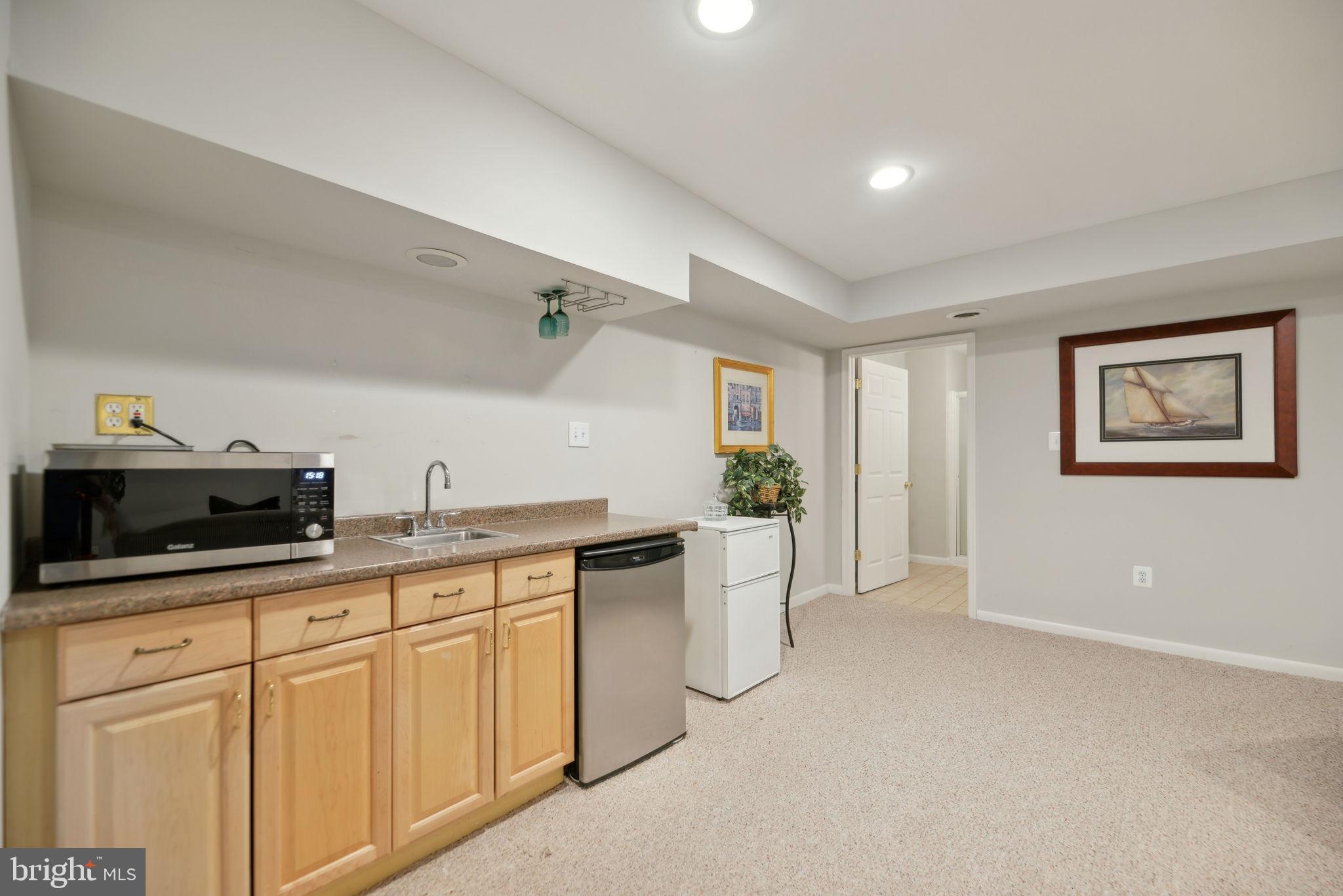 CASCADES - Residential Lease