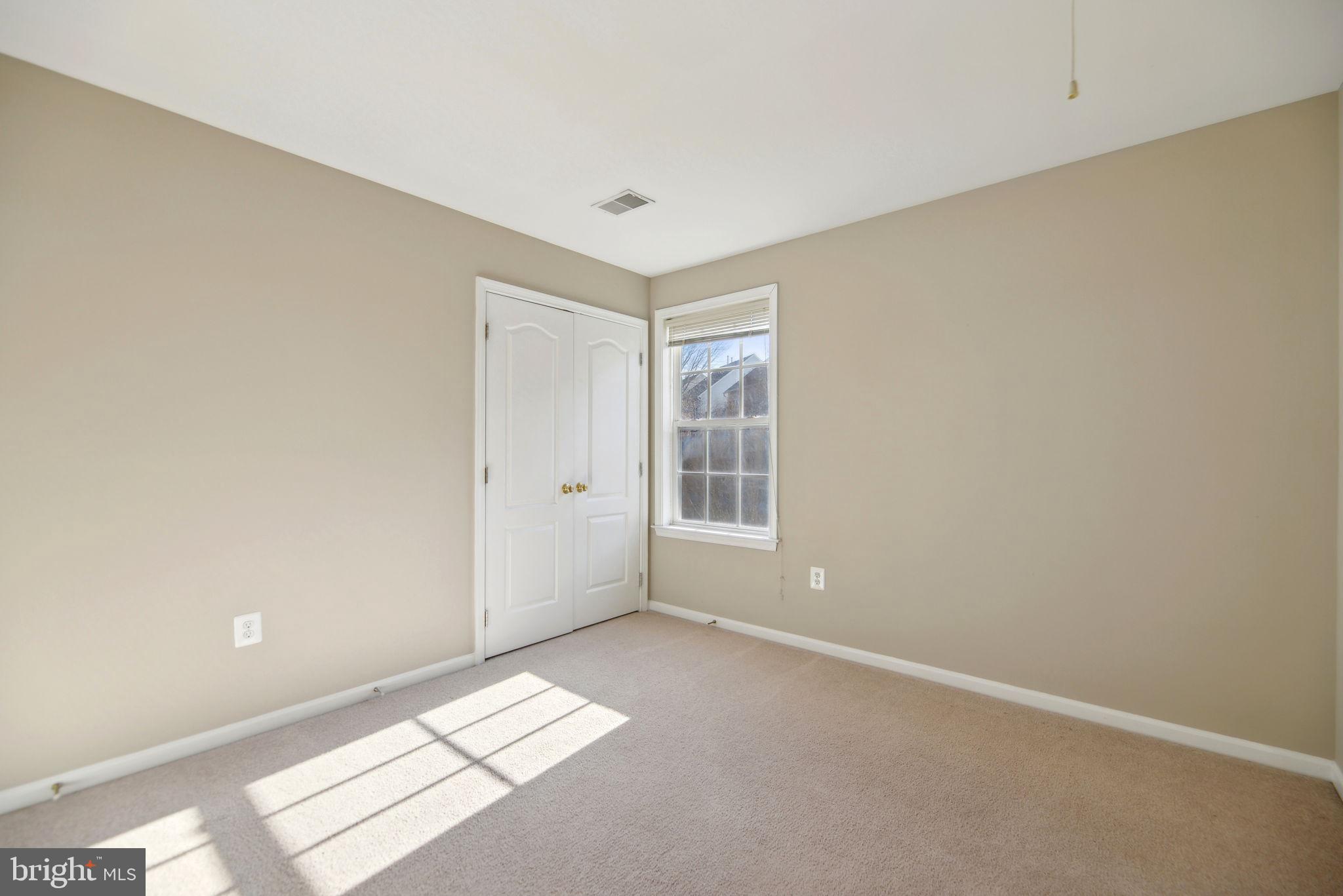 CASCADES - Residential Lease