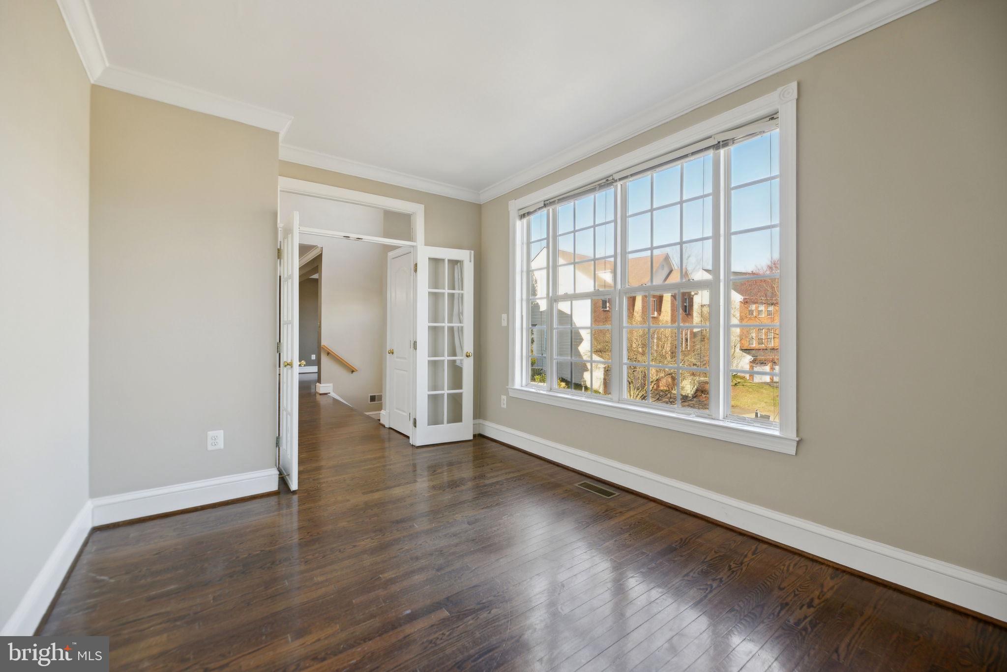 CASCADES - Residential Lease