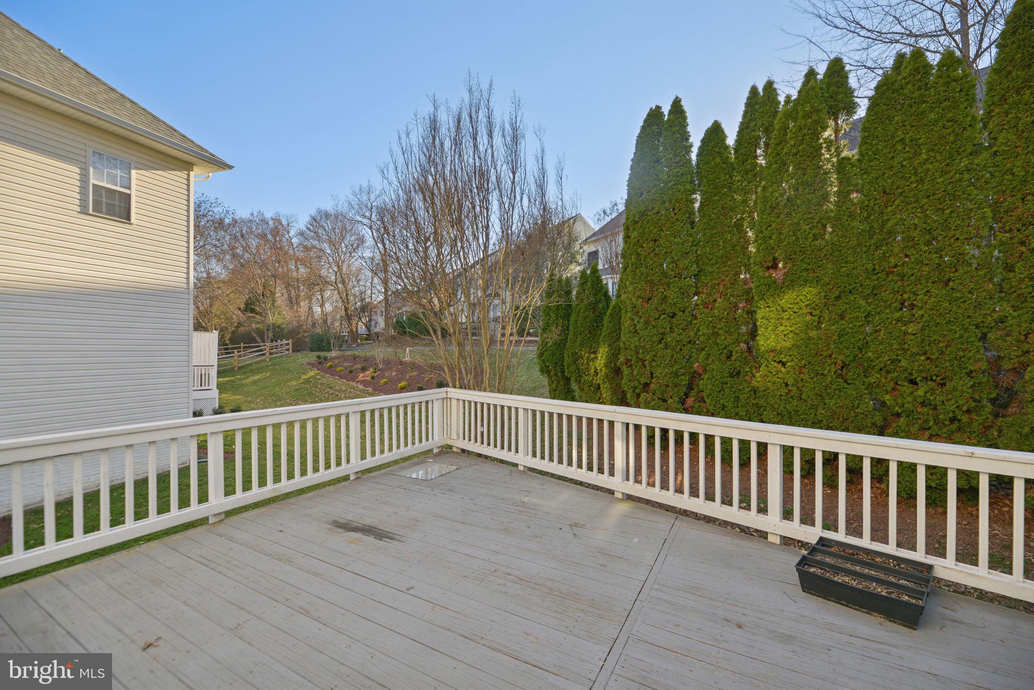 CASCADES - Residential Lease