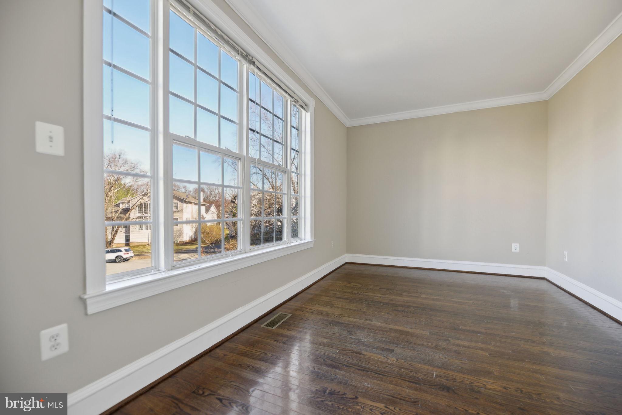 CASCADES - Residential Lease