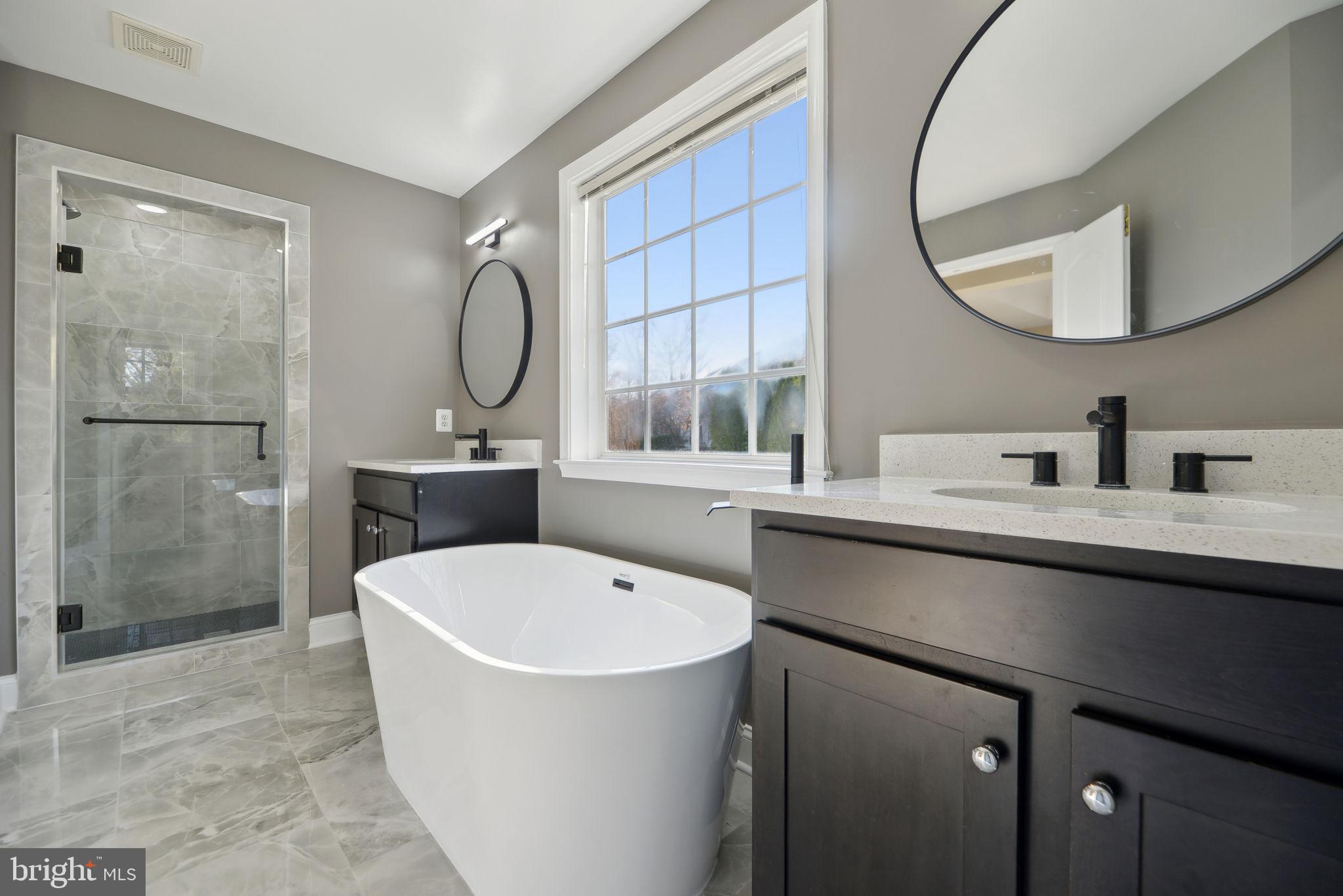 CASCADES - Residential Lease