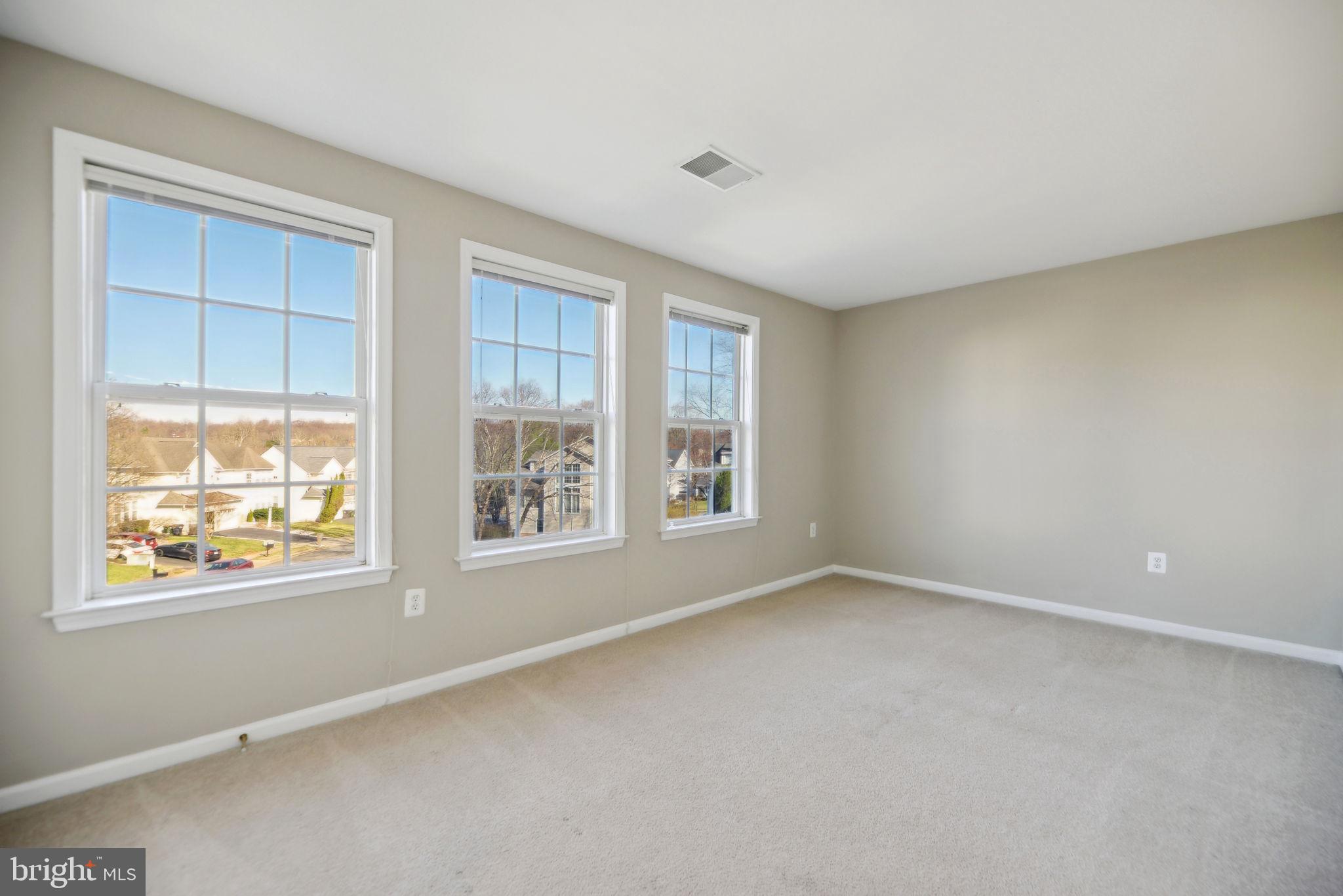 CASCADES - Residential Lease