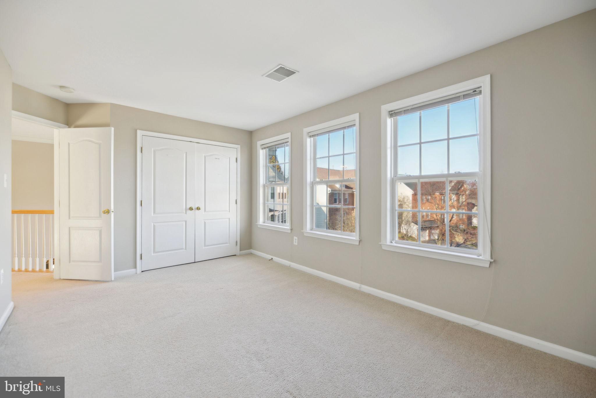 CASCADES - Residential Lease