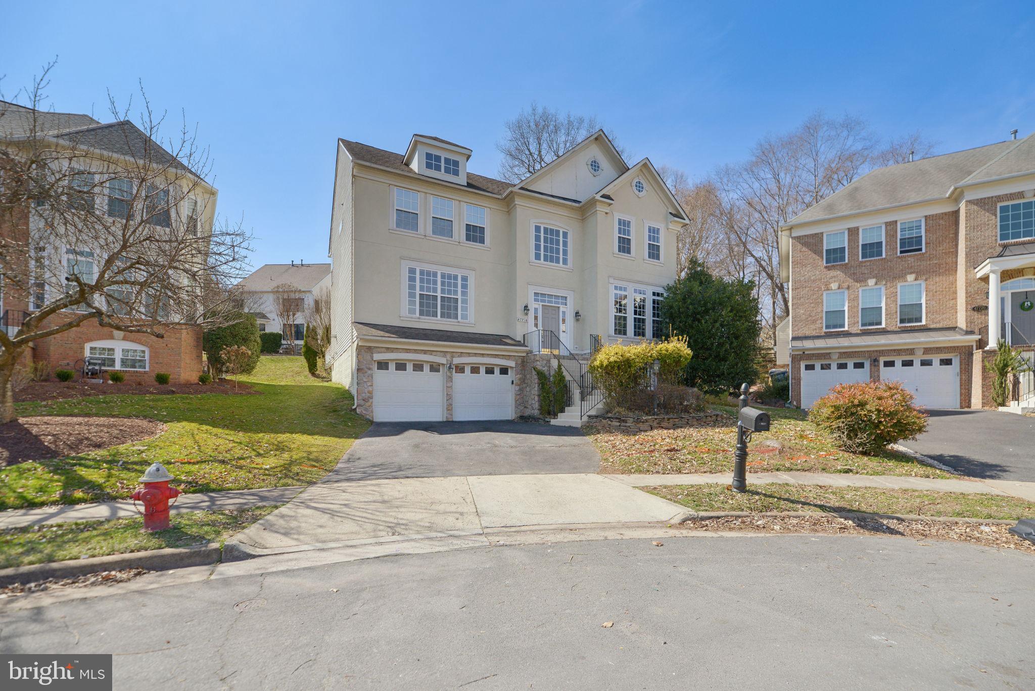 CASCADES - Residential Lease