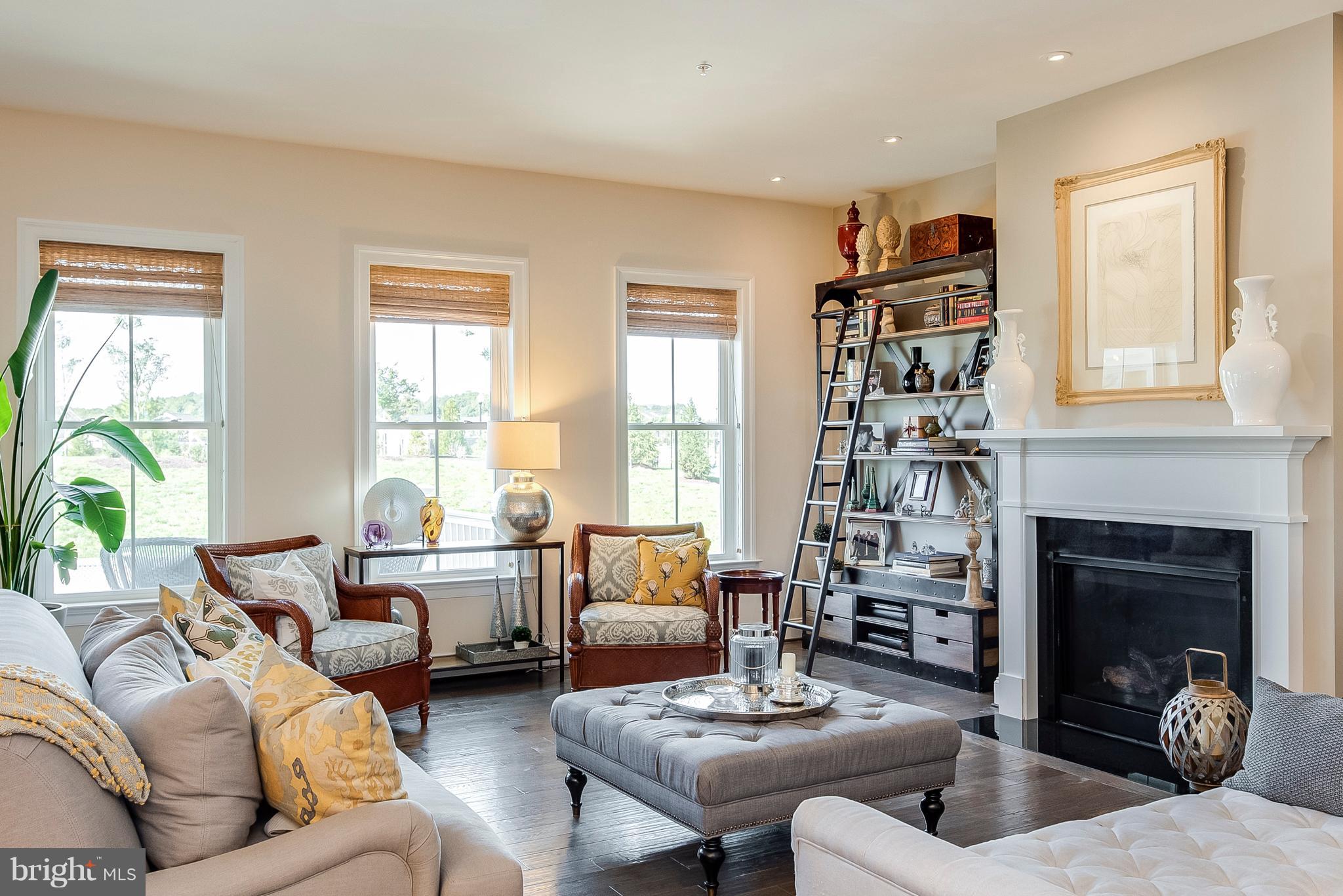 TWO RIVERS - Residential