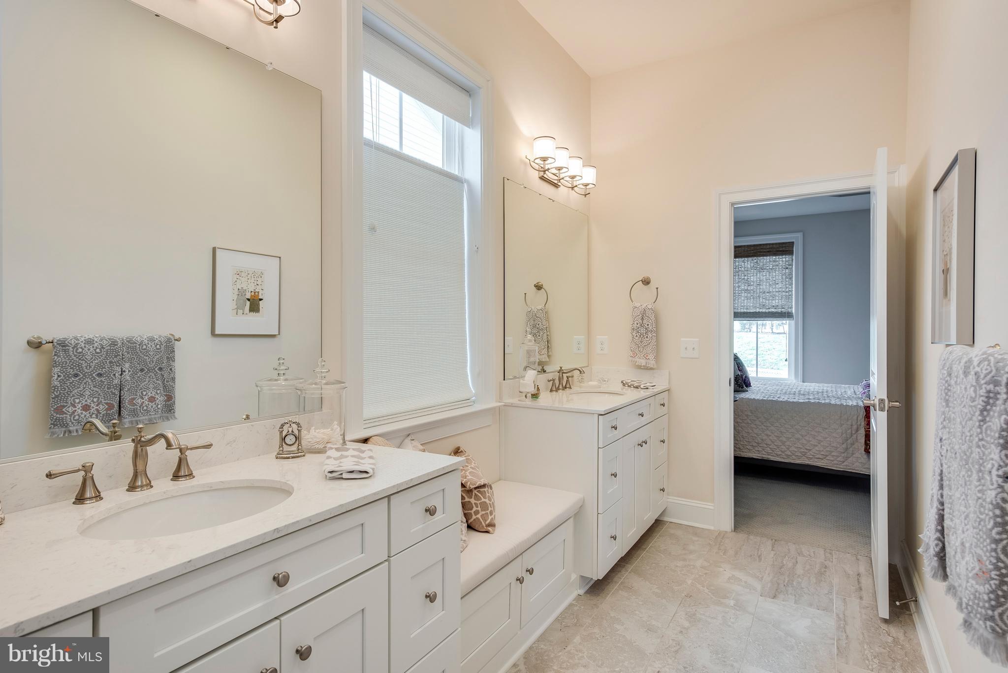 TWO RIVERS - Residential