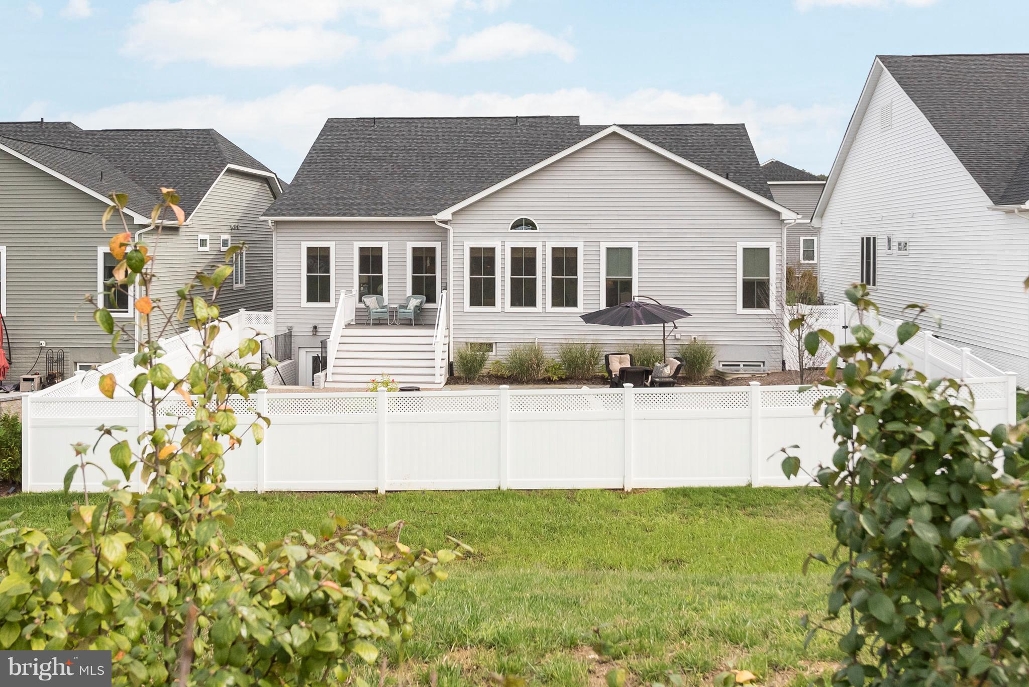 TWO RIVERS - Residential