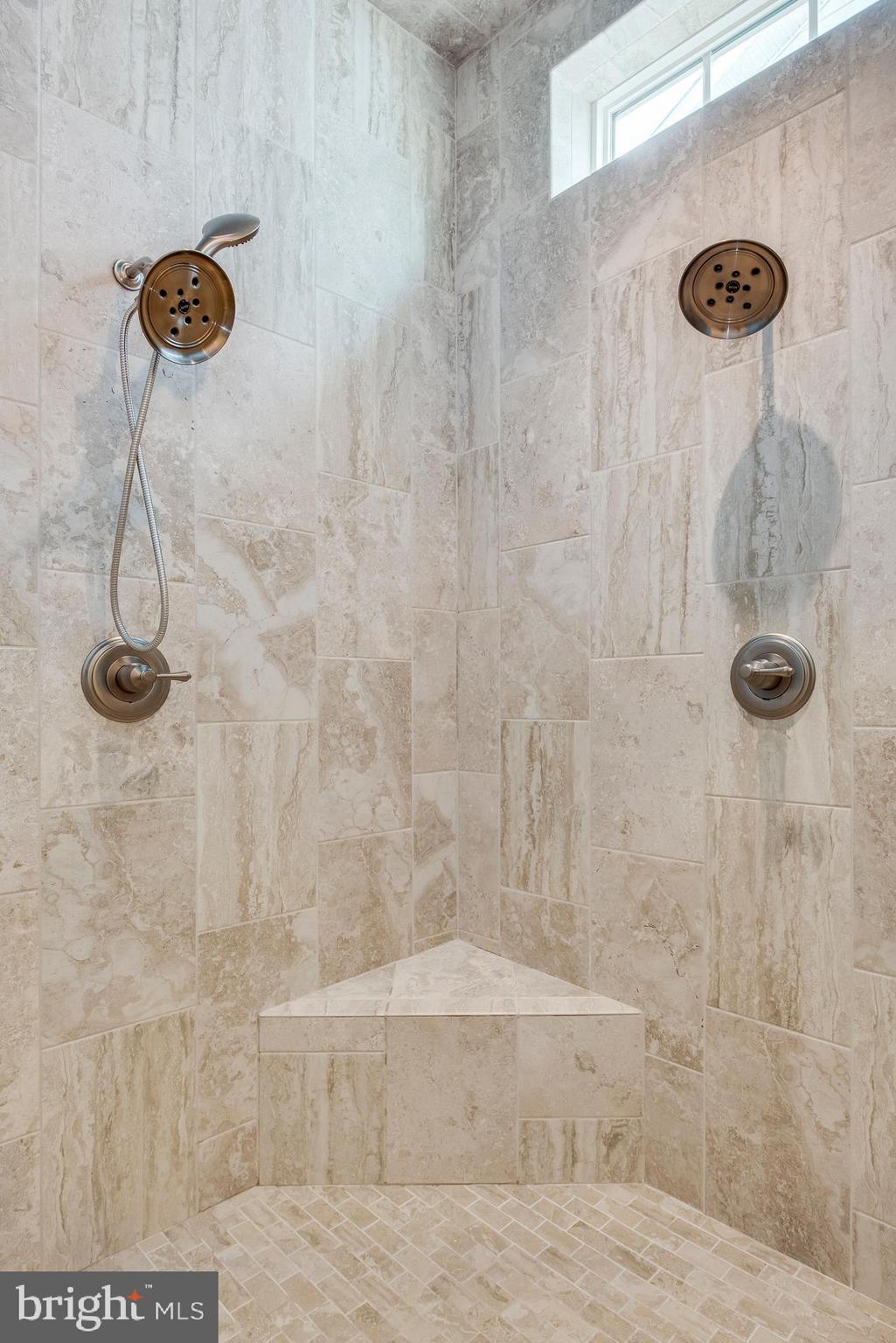 TWO RIVERS - Residential