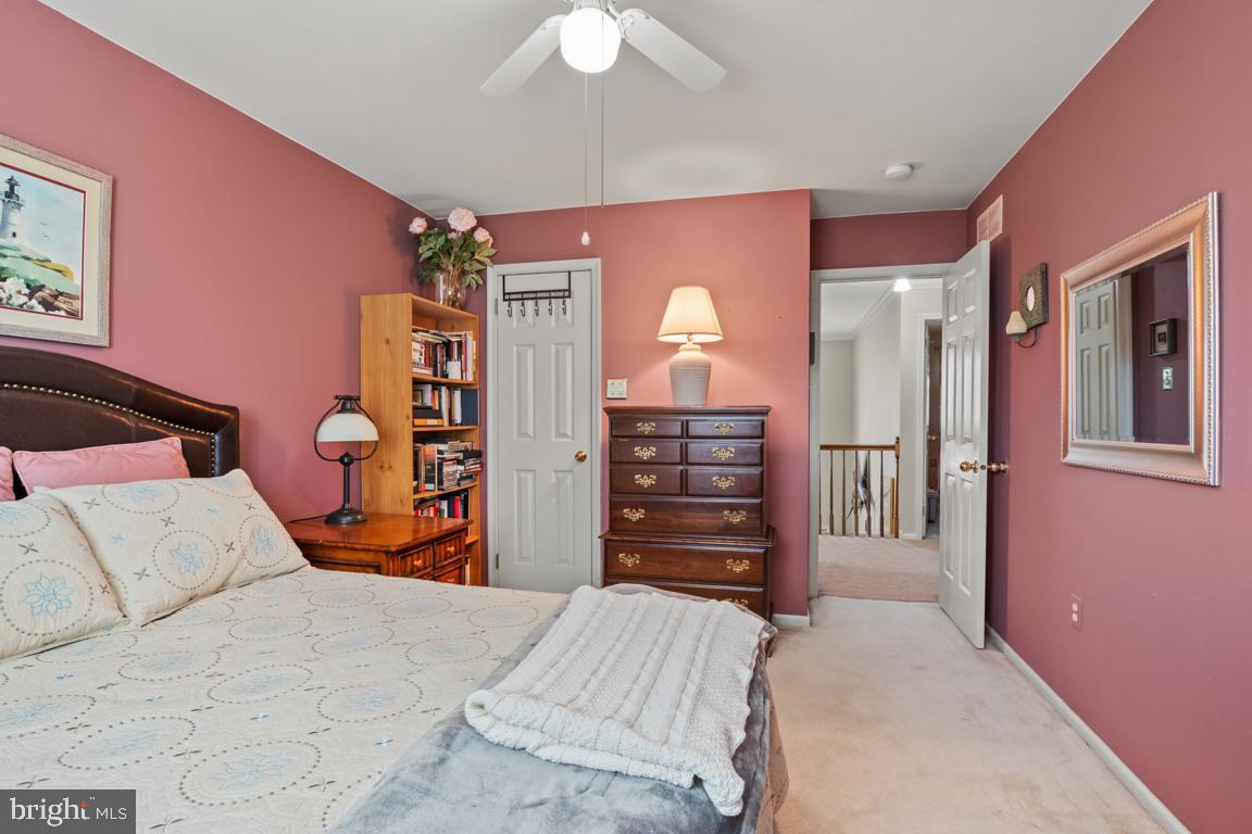 DOYLESTOWN CROSSIN - Residential