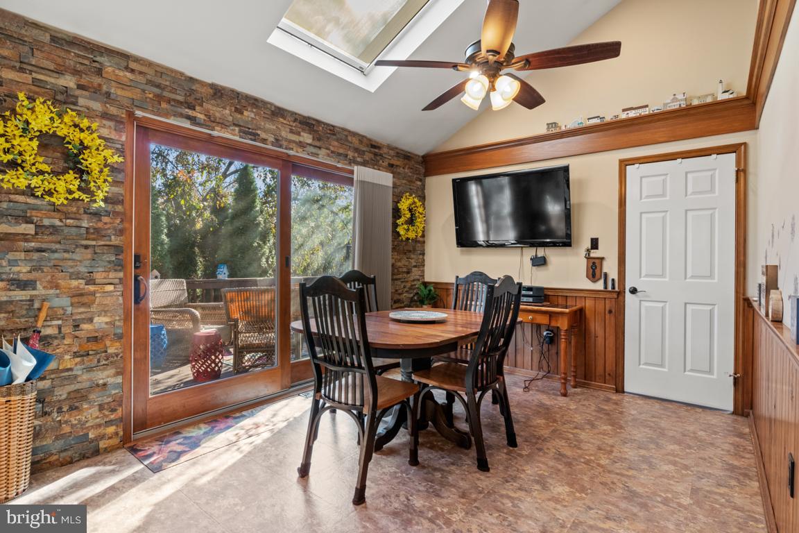 DOYLESTOWN CROSSIN - Residential