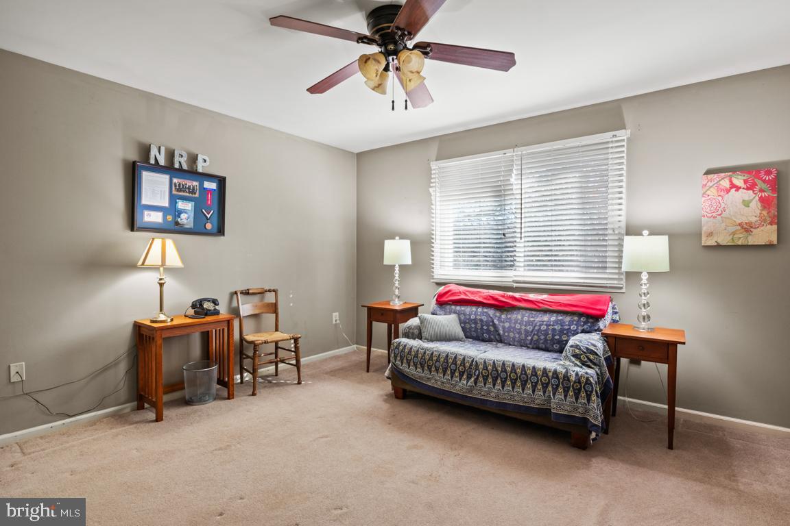 DOYLESTOWN CROSSIN - Residential
