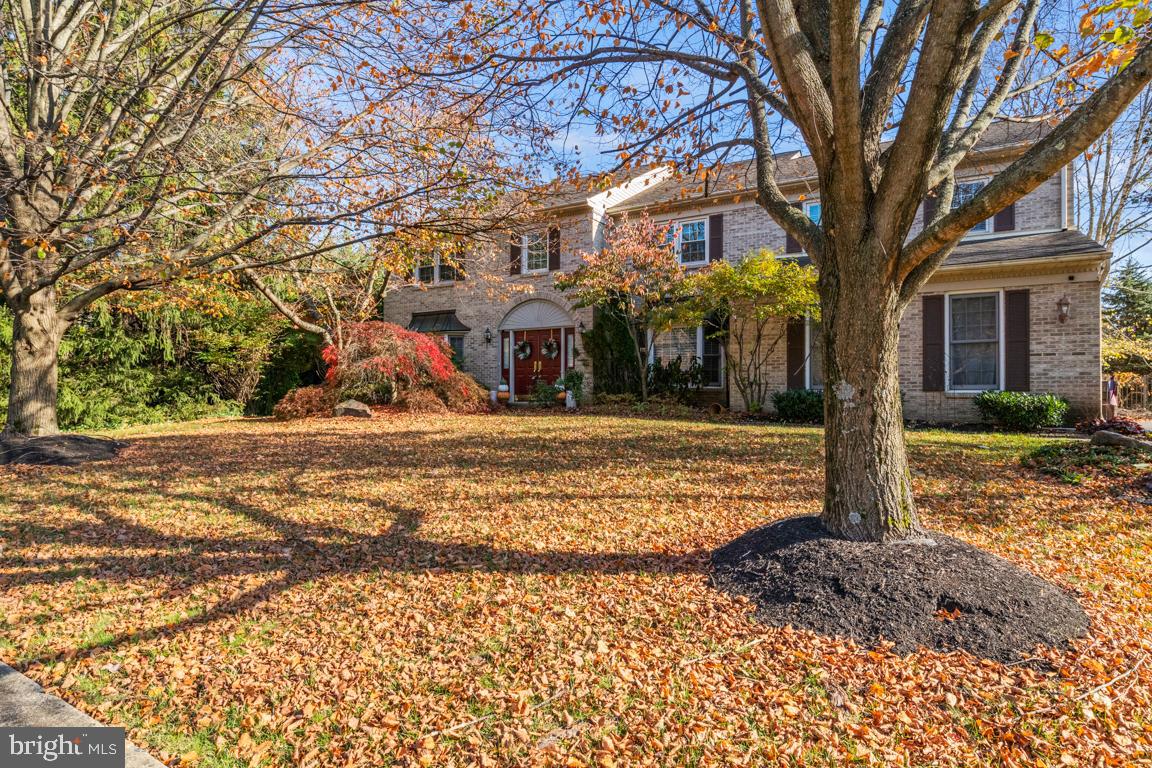 DOYLESTOWN CROSSIN - Residential
