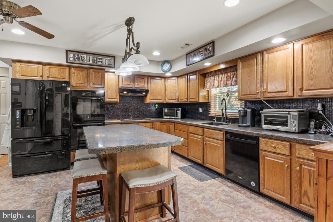 DOYLESTOWN CROSSIN - Residential