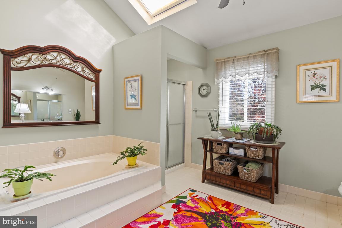 DOYLESTOWN CROSSIN - Residential