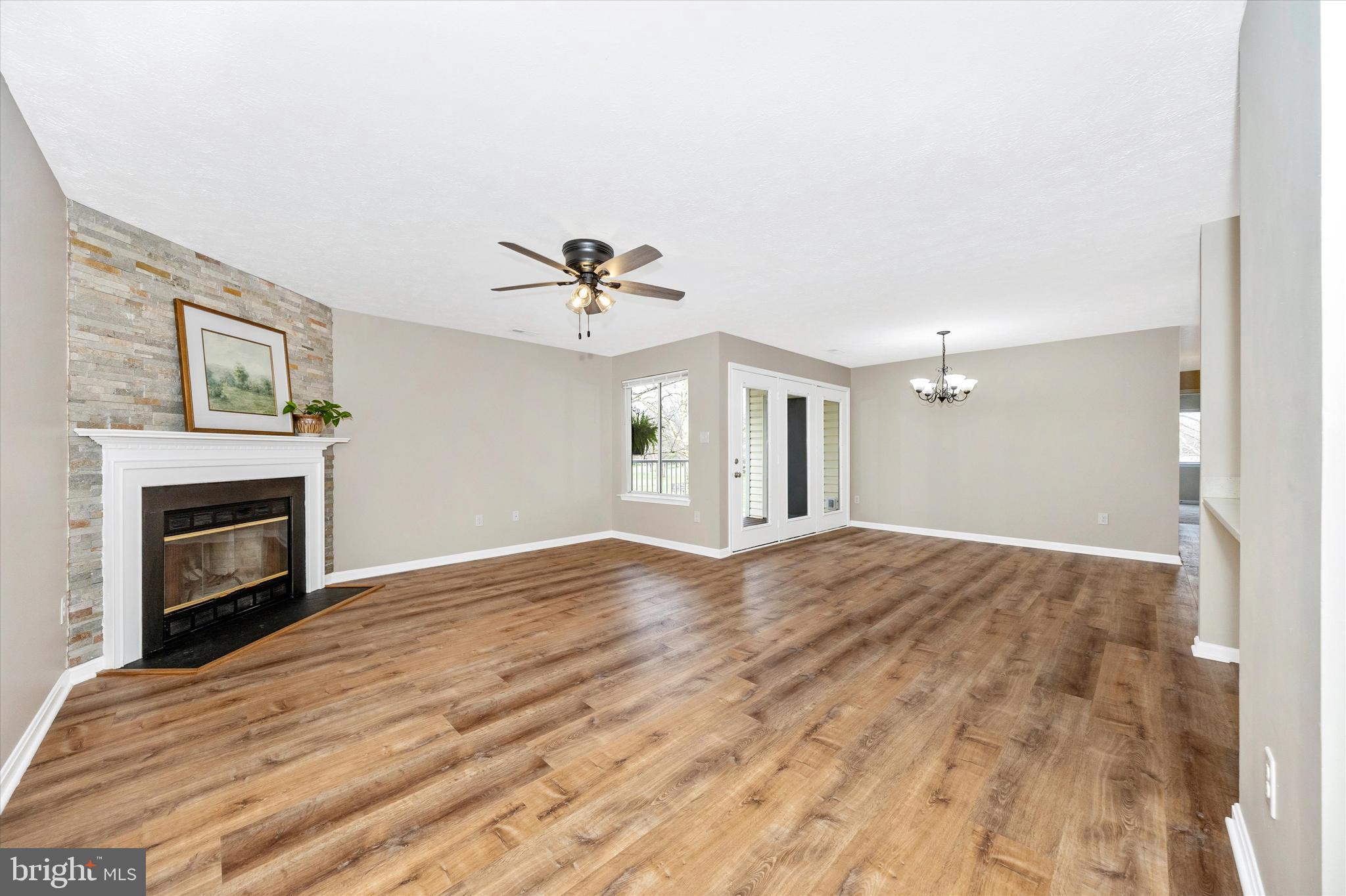 AVONDALE CONDOMINIUM - Residential