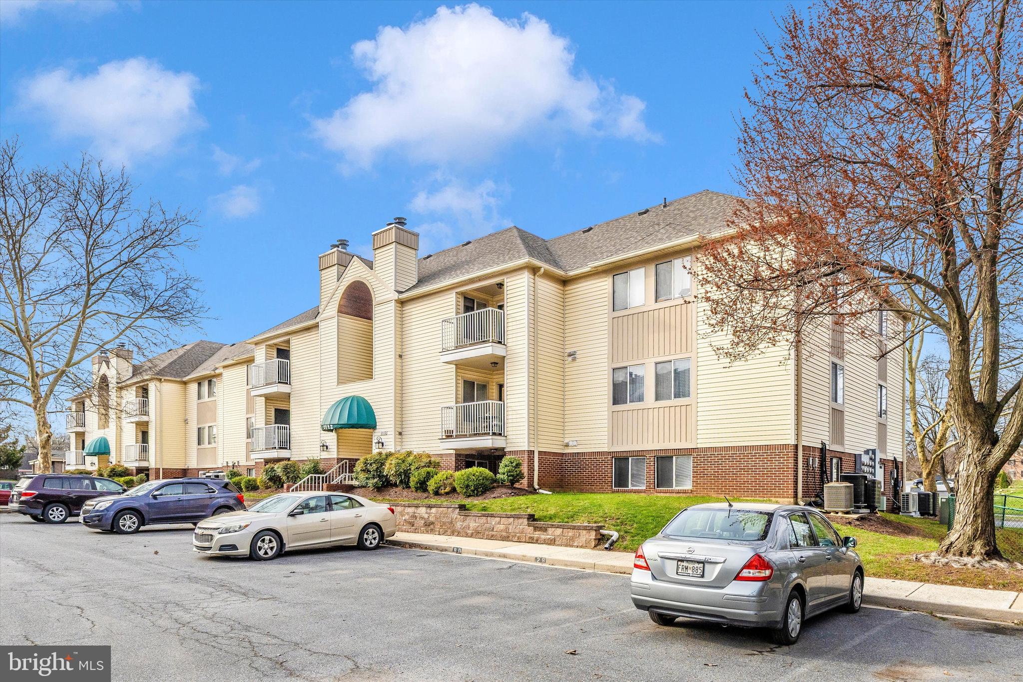 AVONDALE CONDOMINIUM - Residential