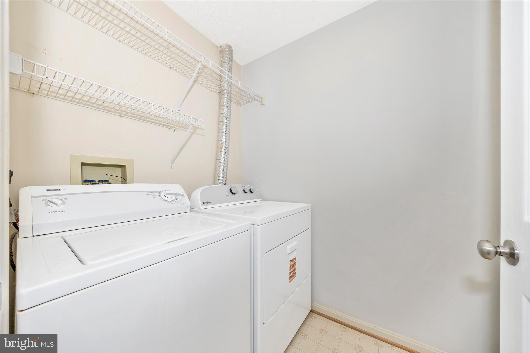 AVONDALE CONDOMINIUM - Residential