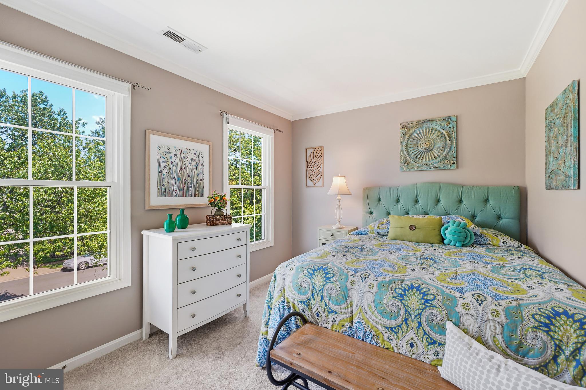 POTOMAC LAKES - Residential