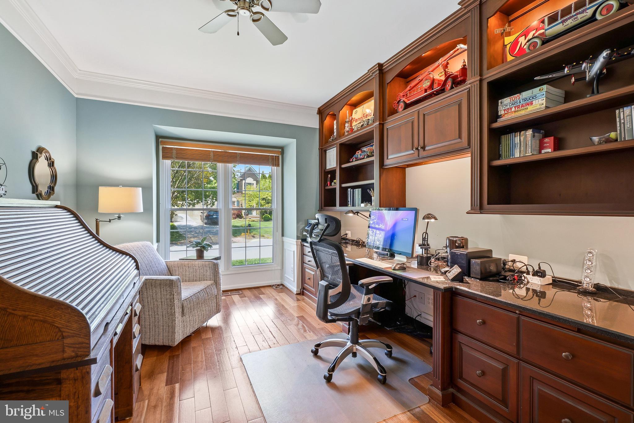 POTOMAC LAKES - Residential