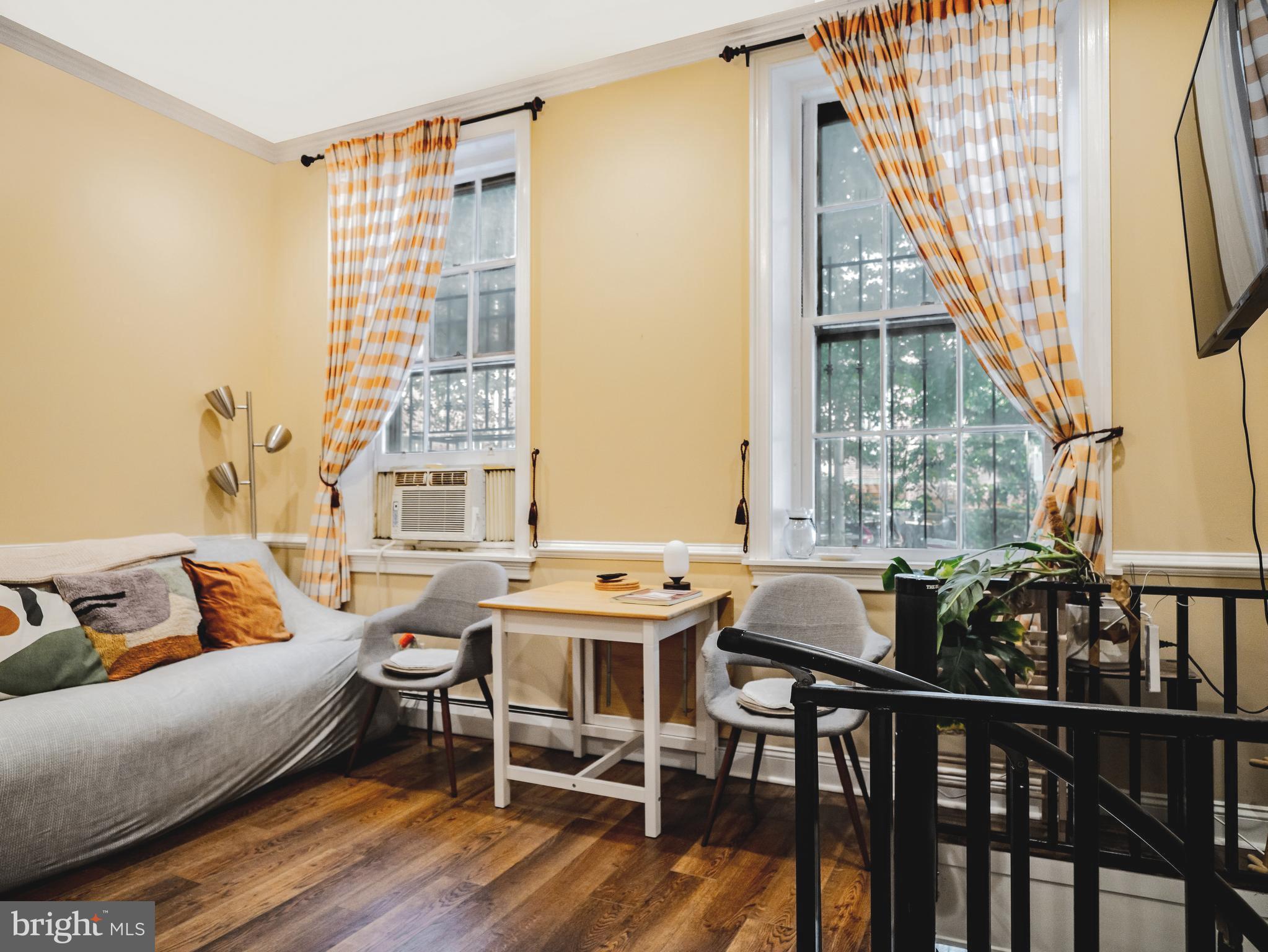 WASHINGTON SQ WEST - Residential