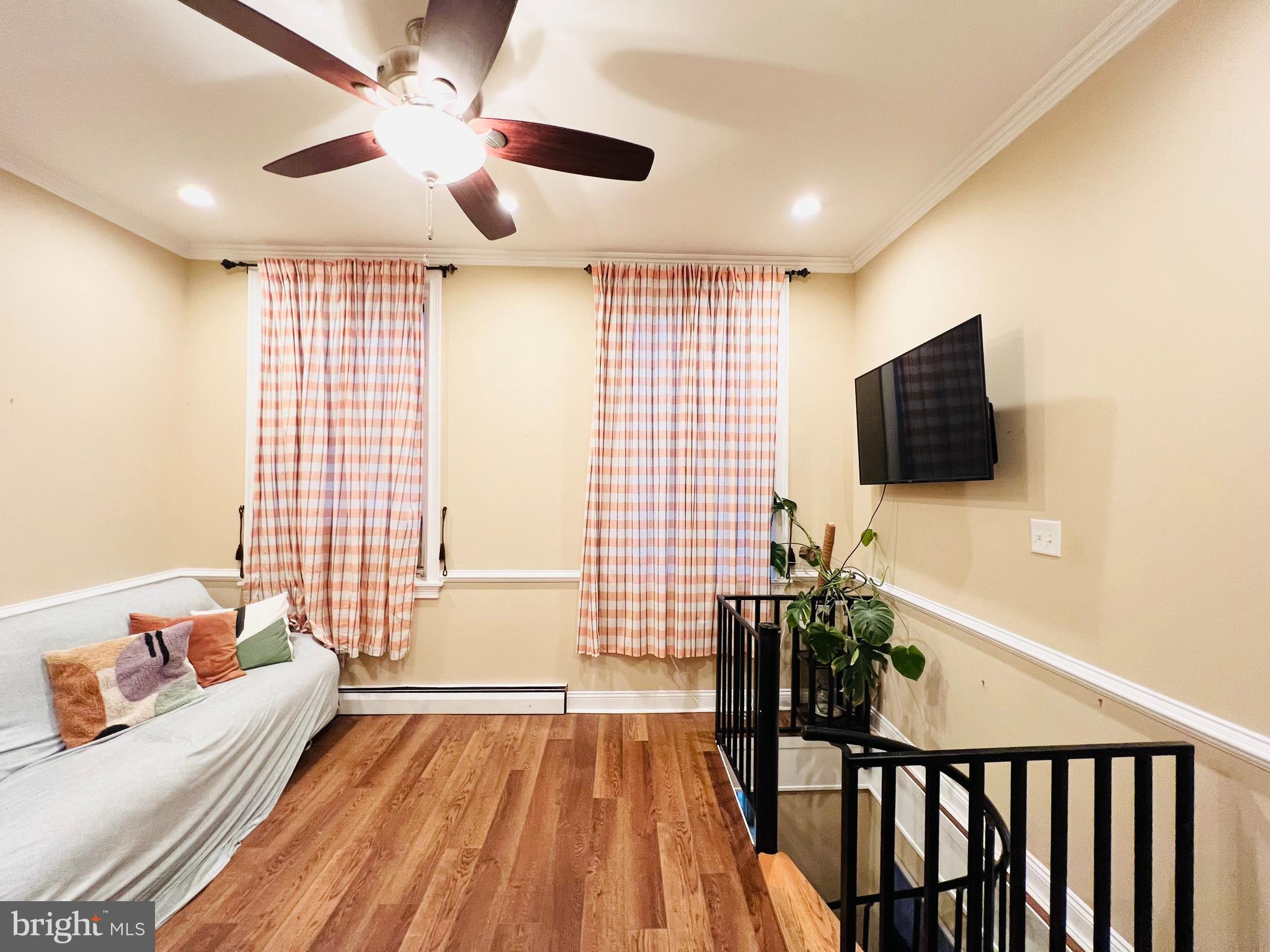 WASHINGTON SQ WEST - Residential