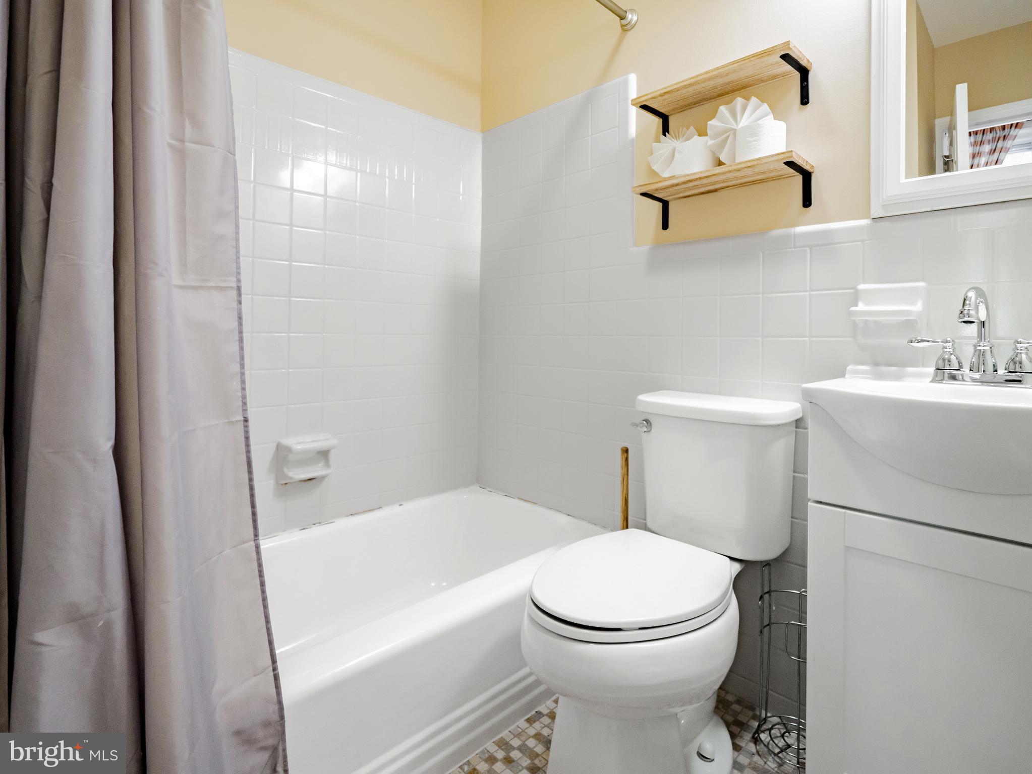 WASHINGTON SQ WEST - Residential